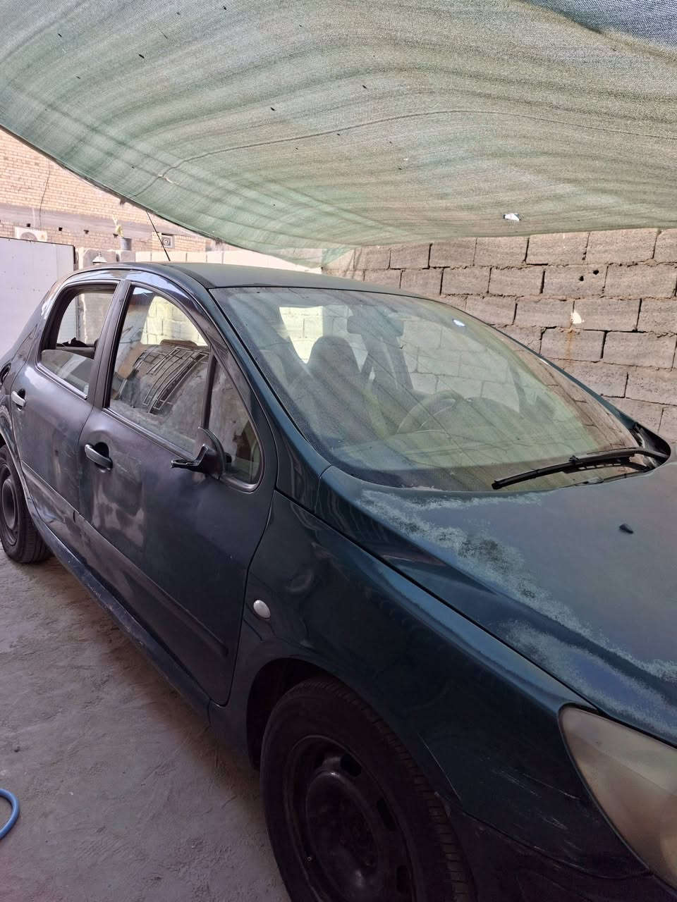 السلام عليكم
بيجو فرنسي ٣٠٧ موديل ٢٠٠٥
كير اومتاتيك 
السعر ٣٥ وبيها مجال
الشراي يتصل
تحويل نفس اليوم
رقمها بغداد خصوصي 
***********
***********
مكاني بغداد الامين
