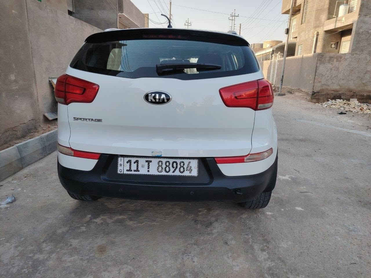 كيا اسبورتج 2016 كفاله عامه
 من ظربه والصبغ خليجي رقم بغداد بسمي مكينه 2400 فول مواصفات بصمه بنورما كشنات كهرباء مرايات شفط وهواي بيه مواصفات ماشيه 95 حقيقي السعر165 وبيه مجال مامتواجد ع النت للاتصال *********** مكان سياره بالعماره عمارة, ميسان
