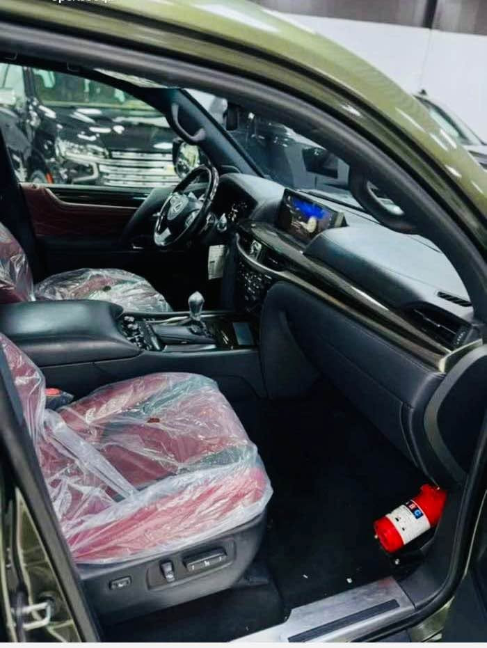 للبيع : لكزز 2021 سوبر سبورت Super Sport

لون زيتوني مميز 

ماشية 20 الف كم حقيقي 

السيارة ع وضع الشركة كفالة عامة من كلشي شرط الفحص بعدهة بالنايلون 

رقم بغداد تحويل مباشر 

مكان السيارة الديوانية 

السعر 830 ورقة وبي مجال 

الشراي يتصل وبالخدمة هذا رقمي 

***********

*********** ديوانية, القادسية

نص مكتوب في الصور:
- السوق المفتوح opensooq.com