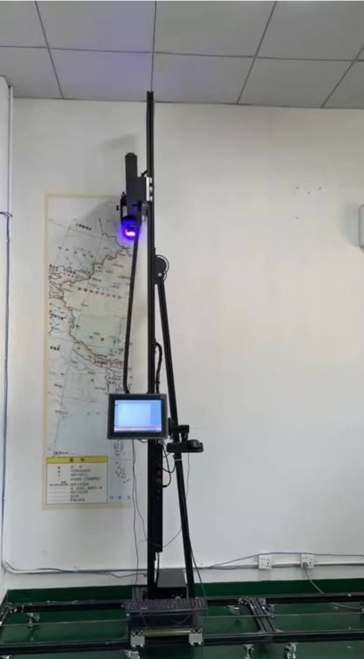 🔥 فرصة استثمارية ممتازة: ماكينة الرسم على الجدران العمودية (Wall Printer) 🔥
​إذا كنت تبحث عن مشروع مربح أو تطوير لنشاطك التجاري في مجال الديكور والدعاية والإعلان، فهذه الماكينة هي الخيار المثالي!  أهم المميزات والمواصفات:
​دقة ودقة عالية جدًا (طباعة بتقنية 4D/HD): للرسم على الجدران وتجسيد التفاصيل والظلال بأعلى جودة وألوان حية وجذابة.
​شاشة تحكم مدمجة: شاشة ذكية تعمل لنقل وتجهيز الصور والرسومات بسهولة وبشكل مباشر.
​قواعد وسكك حديدية (Rails): مزودة بسكك حركة سفلية تضمن ثبات وانسيابية الحركة أثناء الطباعة لمسافات طويلة.
​تعدد الأسطح: القدرة على الطباعة على مختلف أنواع الجدران البورك والبياض
​سرعة وسهولة في الاستخدام: تصميم متين وعملي يسهل تنقله وتركيبه في موقع العمل.
​💼 مناسبة لـ:
​شركات الديكور والتصميم الداخلي.
​مكاتب الدعاية والإعلان.
​أصحاب المشاريع الريادية والمطاعم والكافيهات. السعرر 
5000 دولار 
للتواصل او الاستفسار اتصل على الرقم او واتساب 
***********
