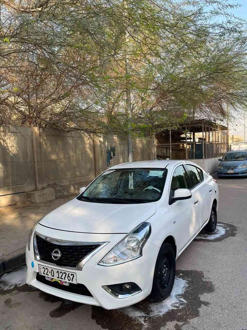 نيسان صني هندي مكفواله ما عدهً رصعادت  ماشيه 76 سياره جهازه سعر 115 رقم ***********
