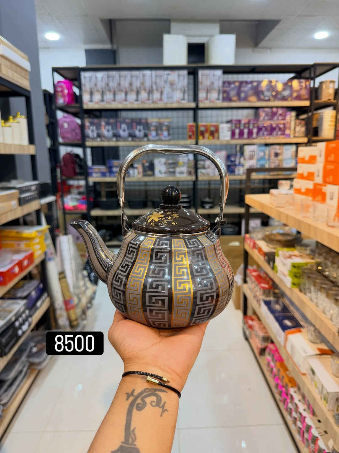 اتوفرت ايتمات منزلية جديدة بأسعار جملة الجملة 🔥🔥🔥
#عروض_خاصة_فقط_يمنا

#تخفيضات تخفيضات 

مدينة العروض . للمواد المنزلية متوفر جميع ايتمات المنزلية - الزجاجيات - المفروشات 

📍عنواننا - كركوك - تقاطع ابو خطاب - قرب معرض السفير

🚚 متوفر توصيل لجميع محافظات العراق سرعة وبأمان 

للطلب مراسلتنا على الماسنجر او على الرقم ادناه 
 . ***********

نص مكتوب في الصور:
- 20000
- 8500
- 7500
- 10000