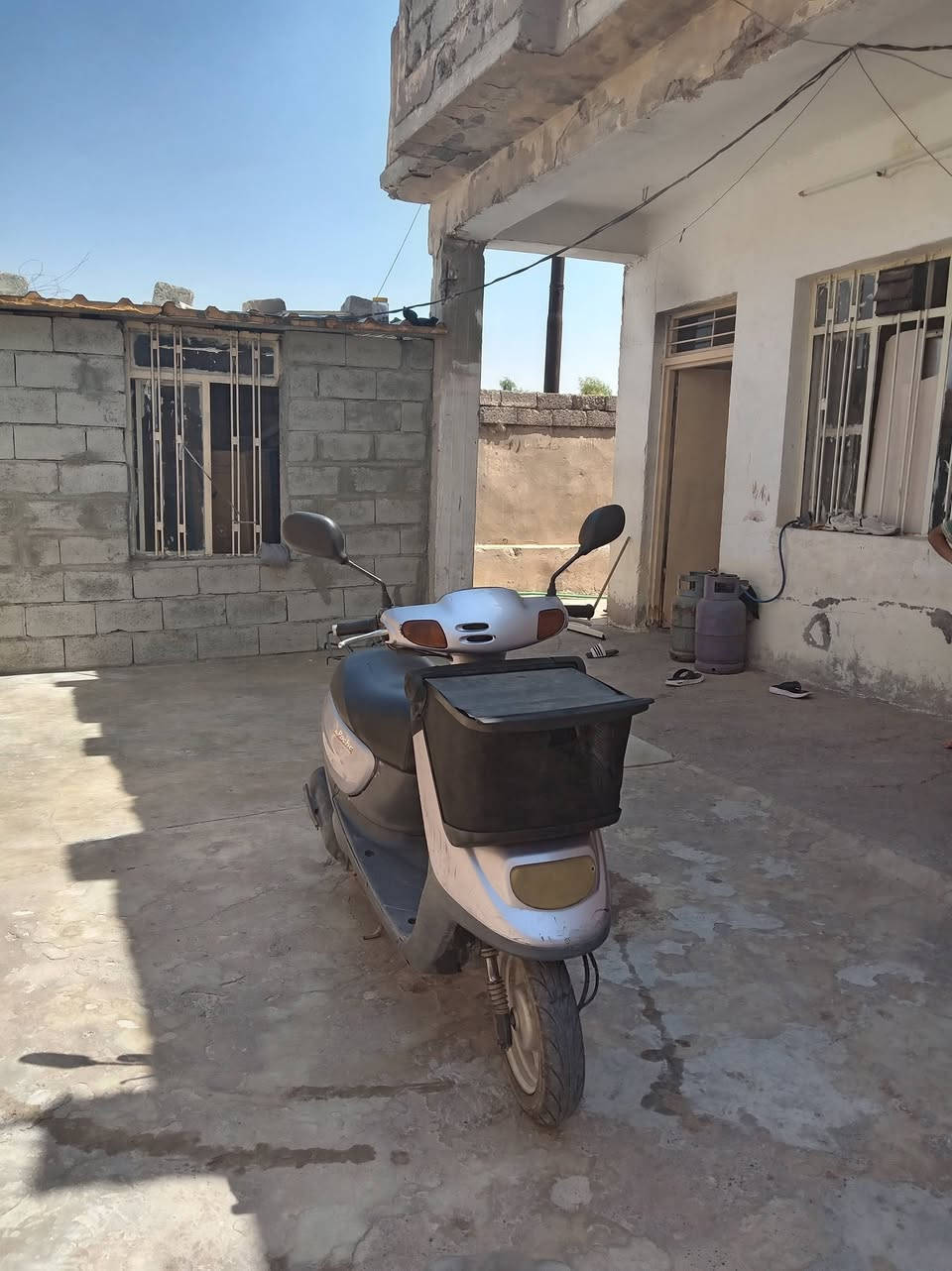 سلام عليكم درجه للبيع حيل نضيفه اي عيب مابي درجه كلشي شغل بي الي يريد درجه هاد رقمي ***********
