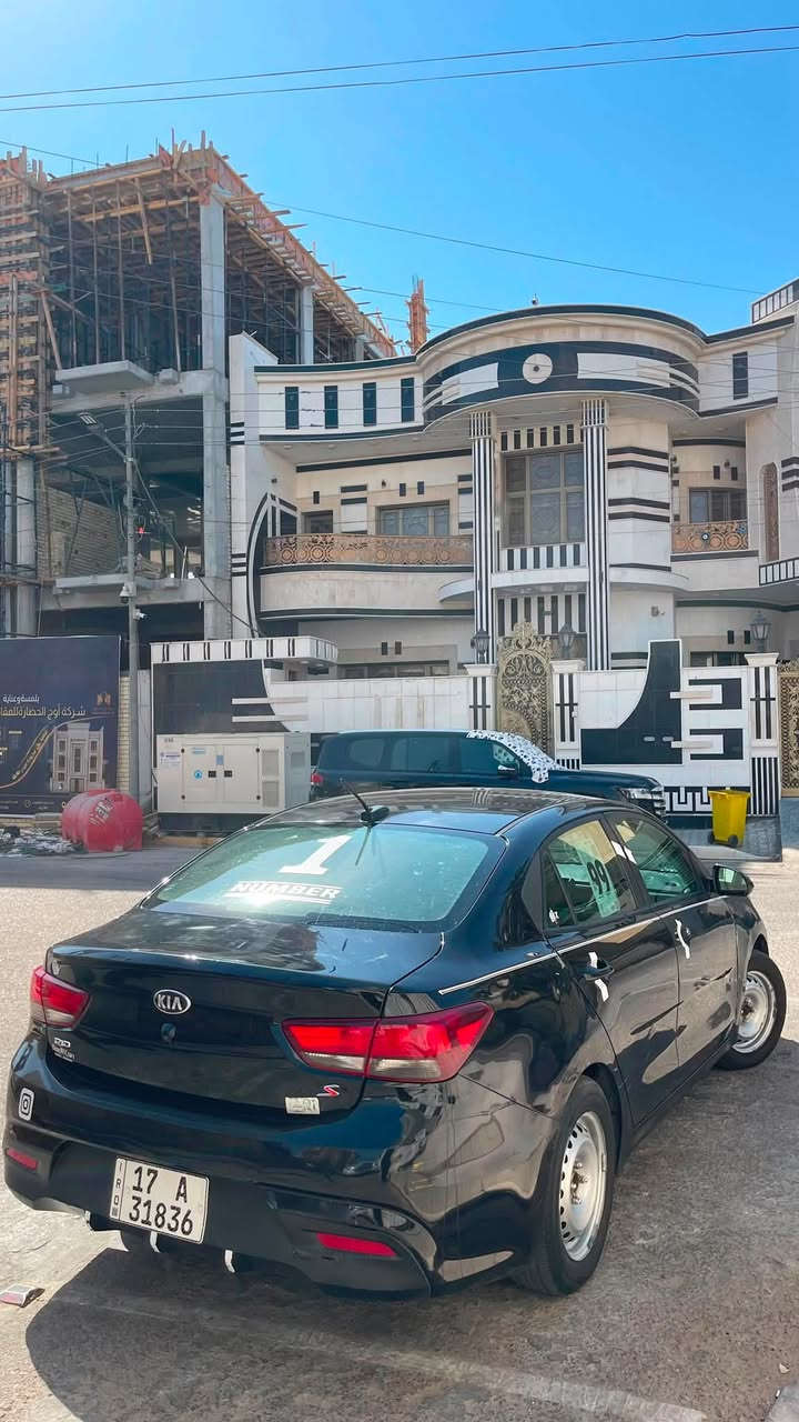 السلام عليكم 
كيا ريو 2019 وارد امريكي
حادثها بنيد وجاملق ايمن  وبيها دحجات موضحه ب الصور
مكينه 1600 
كير مكينه تبريد كله جاهزه تحويل ثاني يوم رقم جديد 
السياره صلاوت ع محمد 
البصره 
السعر  90 
بيع او مرواس
للإستفسار ***********
