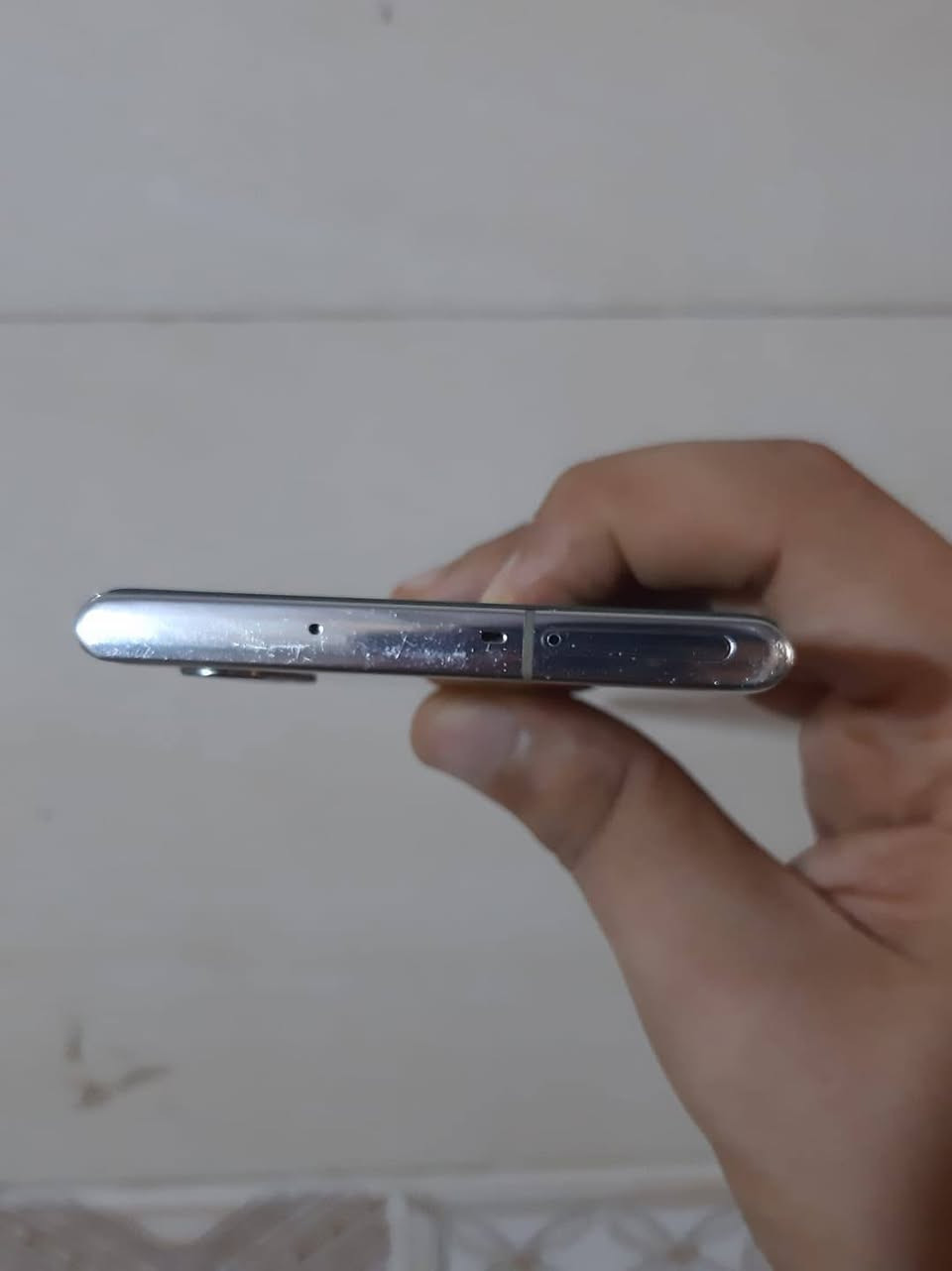 جهاز Not 10 plus 5G امريكي للبيع
- ياخذ خط واحد ورام واحد 
- ذاكرة 256 ورام 12 
- سماعات ستريو سبيكر 
- معالج سناب دراغون ويدعم تسجيل المكالمات 
- يحتاج تبديل ظهر و تنظيف للكامرة الامامية وهي شغالة 
- بدون ملحقات فقط الجهاز مع كفر ماك سيڤ
الباقي كله شغال ومكفول
السعر : 250 وبي مجال 
للتواصل واتسأب : ***********
