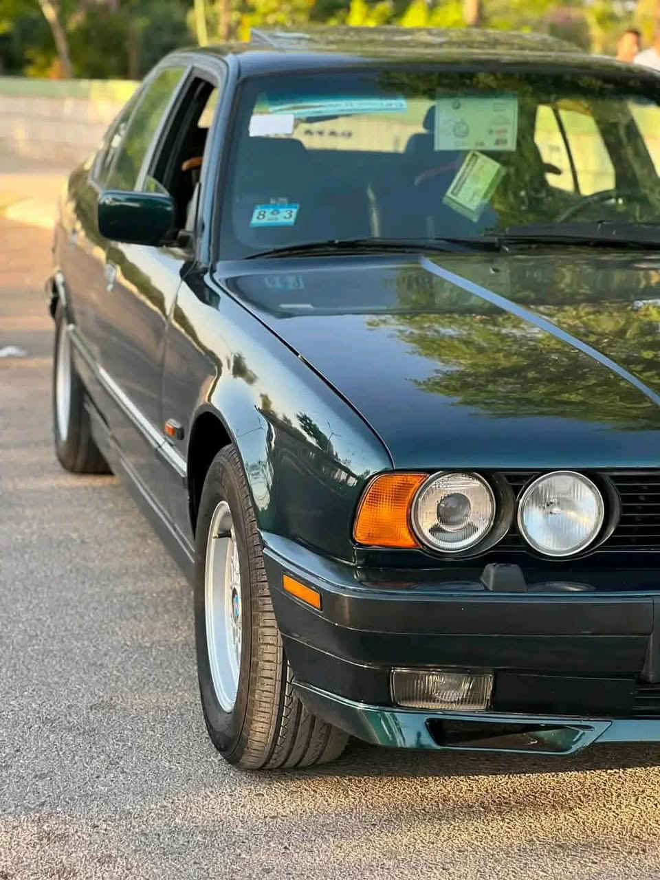 ⭐️للبيع فقط 
‏⭐️بي إم دبليو  موديل 1991
⭐️اصل 525 
⭐️شرط لا تنقص ولا تبخر 
⭐️صبغ عام جمالية

⭐️كهربائيات شغالة كلها 
 
⭐️كشنات جلد كهرباء )
⭐️تبريد ثلج قطعتين (مركزي ) 
⭐️تنته شغالة 
⭐️تلفون ومايك 

⭐️رقم اربيل تحويل مباشر )
⭐️مكان سيارة جلولاء رقم هاتف ***********
⭐️السعر خاص او اتصل واني خادم
