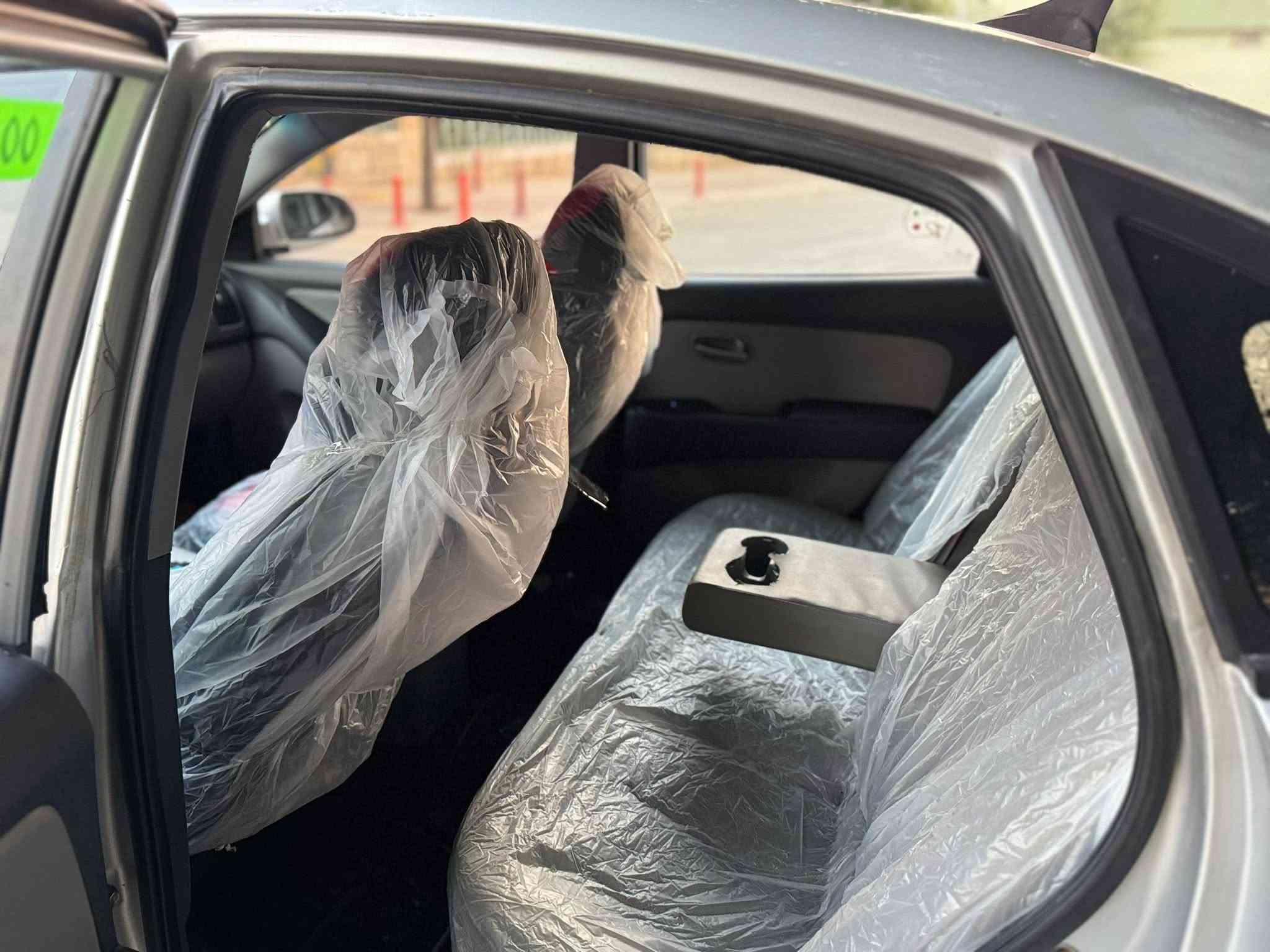ئاڤانتی بڕاوە ٢٠٠٨
کۆدی بۆ کراوە و بارکۆدی وەرگرتۆتەوە 
قەپات قەپاتی بێ سڵایت 
جڵد و هیتەر 
تەبرید لەمس 
دەعم و لێدراو کەڤەر و سەقفی بەشەرت 
کامل کامل مەسرەف کراوە 
تەقەو ڕەقەی بەشەرت 
شاشە ئایپاد 
تەبریدی ساردی و گەرمی بەشەرت 
٤٦ گەڵاو کەمیک مەجال 
ژم/***********
