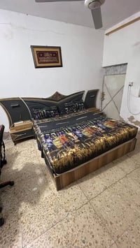غرفه نوم ٥ قطع رايدهه ٢٥٠ مكاني بوب الشام للاستفسار ‭٠٧٧٣ ٦٥٧ ٦٥٠١‬