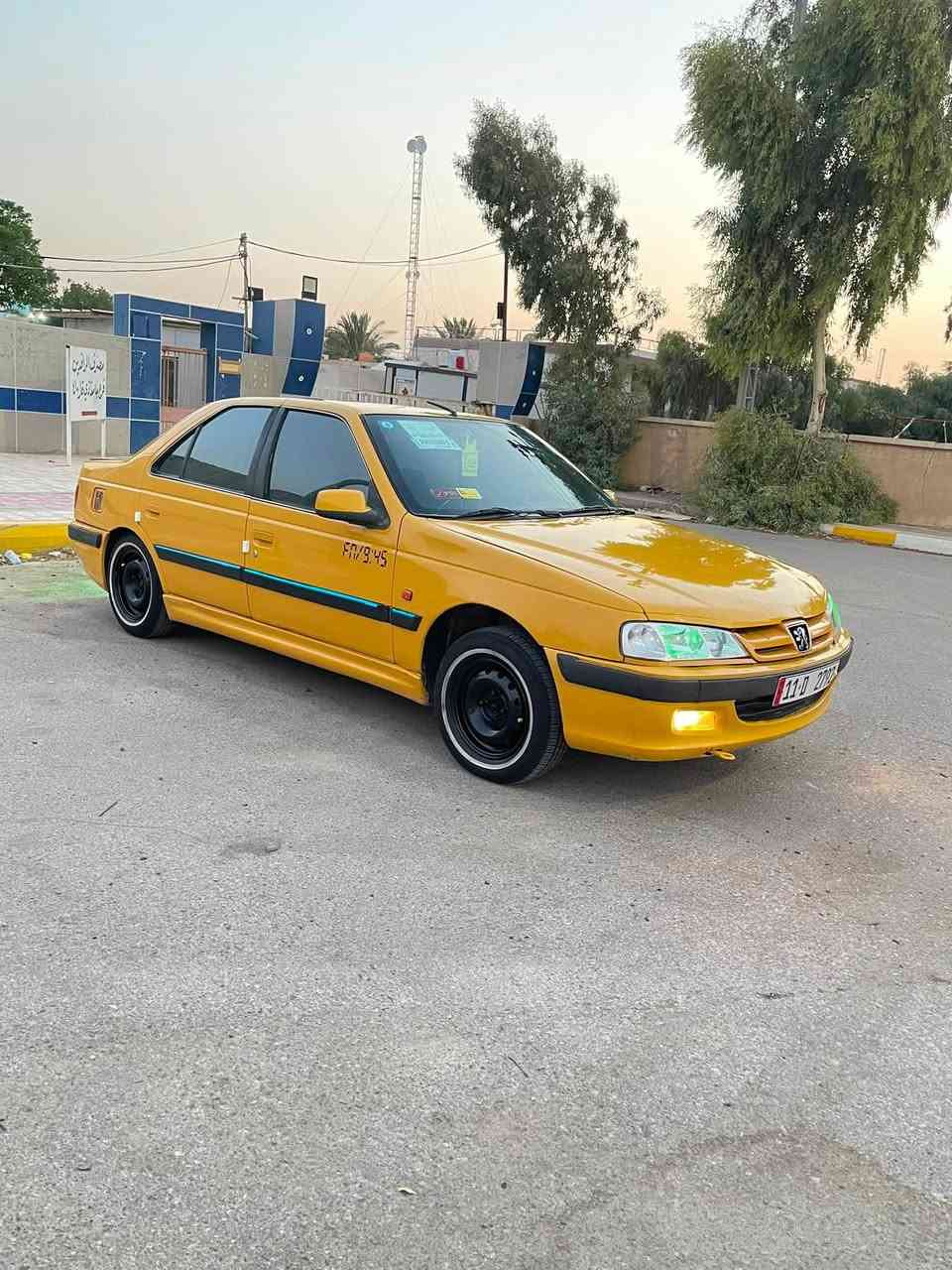 السلام عليكم  سعر ٣٣ 
بارص ٢٠١٠ رقم بغداد انكليزي مصفره وجاهزه هزه جديده 
مصبوغه جماليه اثر جراد تجديد لون مكفوله من ضربه وتبديل 
جاهزه مكينه وكير فرنسي كير الخفيف 
تبريد شرط ثلج حداديه وتخم تاير جديد 
كهربائيات عام شغاله جام اربعتهن يصعد وينزل 
سنتر لوك سياره جاهزه ماتذب عليه الف 
سعر ٣٣ تحويل مباشر 
مكان سياره بناصريه اسكان الصناعي 
*********** ت
