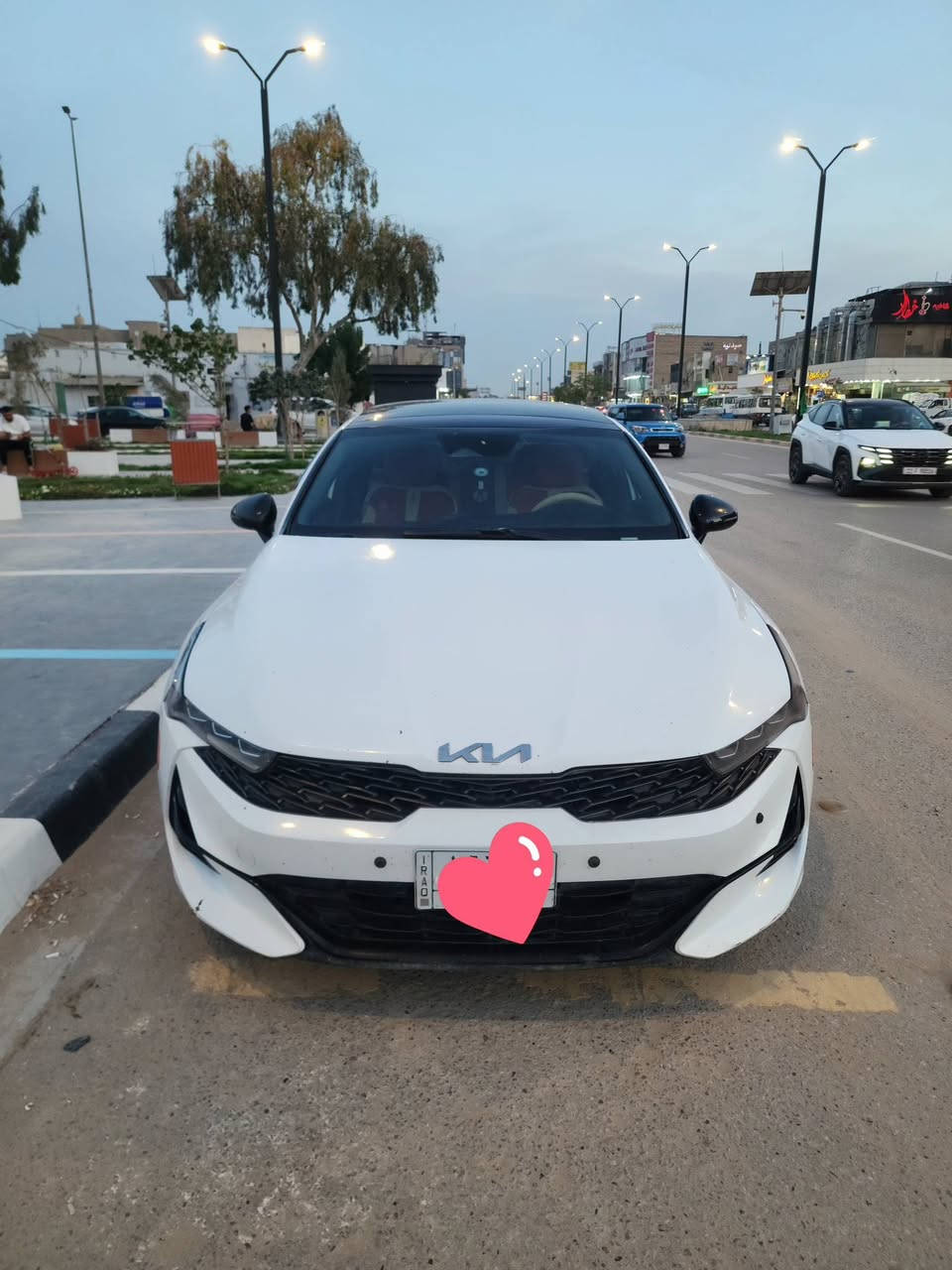 السلام عليكم k5 جيتي لاين ابيض فول مواصفات بنوراما وارد امريكي موديل ٢٢ رقمها معوقين كربلاء باقيلها سنتين مكاني حلة ماشية ٦٥ الف ،تشغيل عن بعد، كشن كهرباء،رادارات ،تحكم ستيرن، توقف ذاتي، كشن جلد ،مطلوبه غرامات ١٢$ بيها ٥ قطع صبغ سعرها ١٢٢ ورقة ***********....***********
