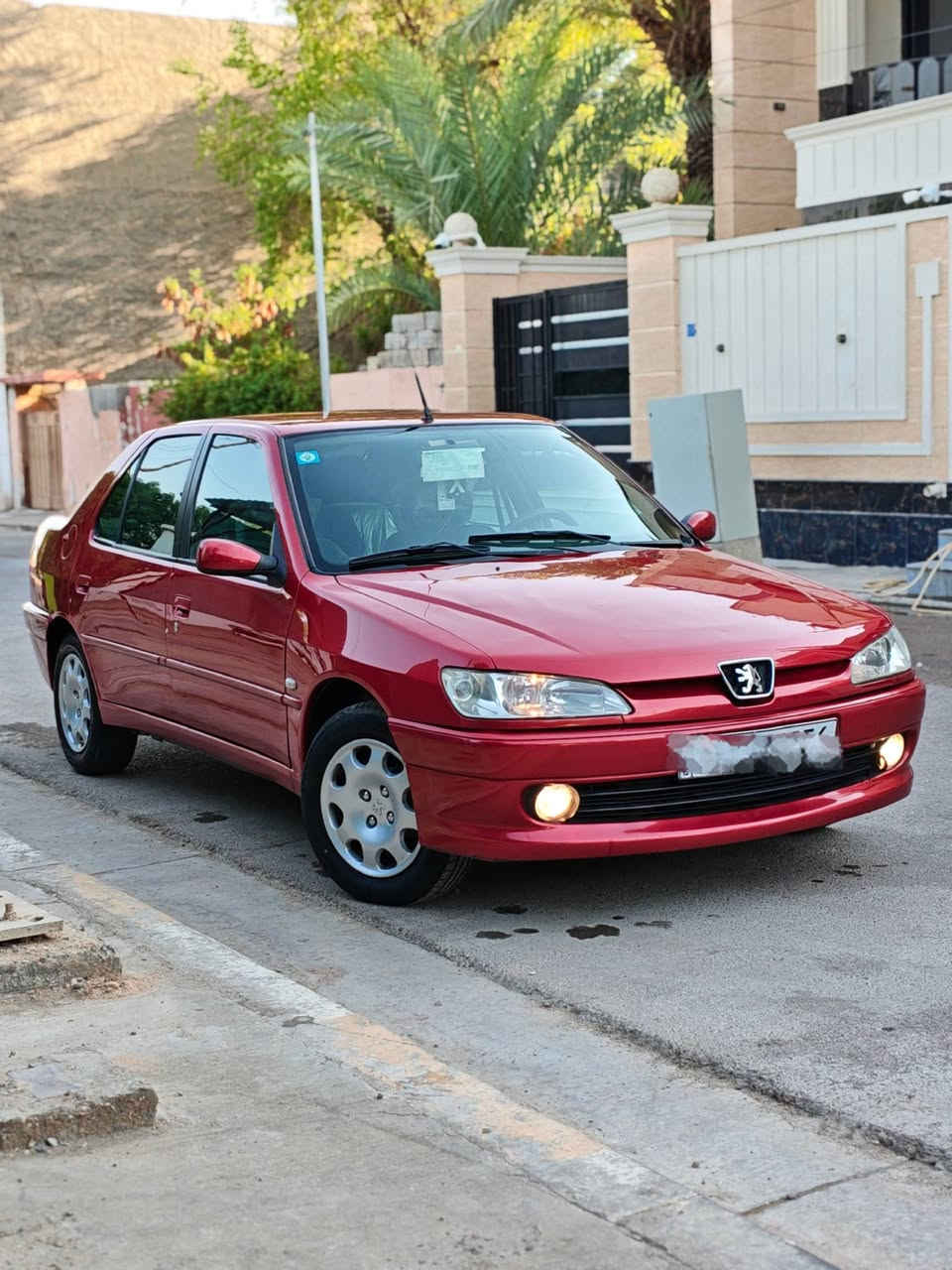 السلام عليكم من رخصة الادمن
بيجو 306 فرنسي 2002 للبيع 
بدون صبغ بدون تقحيل 
كير محرك شرط تبريد ثلج
تخم تاير جديد صدر جديد ماشية 169 السعر(63) بيها مجال 
موقع السيارة الغزالية شارع الهياكل 
 غير متواجد في الفيس للاستفسار الإتصال على هذة الرقم (***********) موجود واتساب
