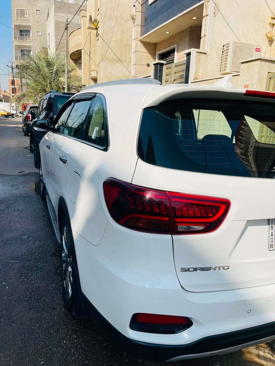 السلام عليكم سورنتو خليجي فول مواصفات كفالة عدا اقل الشبر بارد بالجنطة ماشية 90 الف حقيقي 
بانورما حساسات كامرات جميع الاتجاهات نقطةعمياء كشن تدفئة تبريد جنطة كهرباء وباقي مواصفات كثيرة 
السعر المطلوب 260 بغداد
***********
