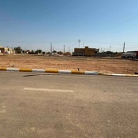 قطعة ارض ٢٠٠ متر واجهه ١٠ او نزال ٢٠ سند ٢٥ زراعي تتوفر كل الخدمات بيه...