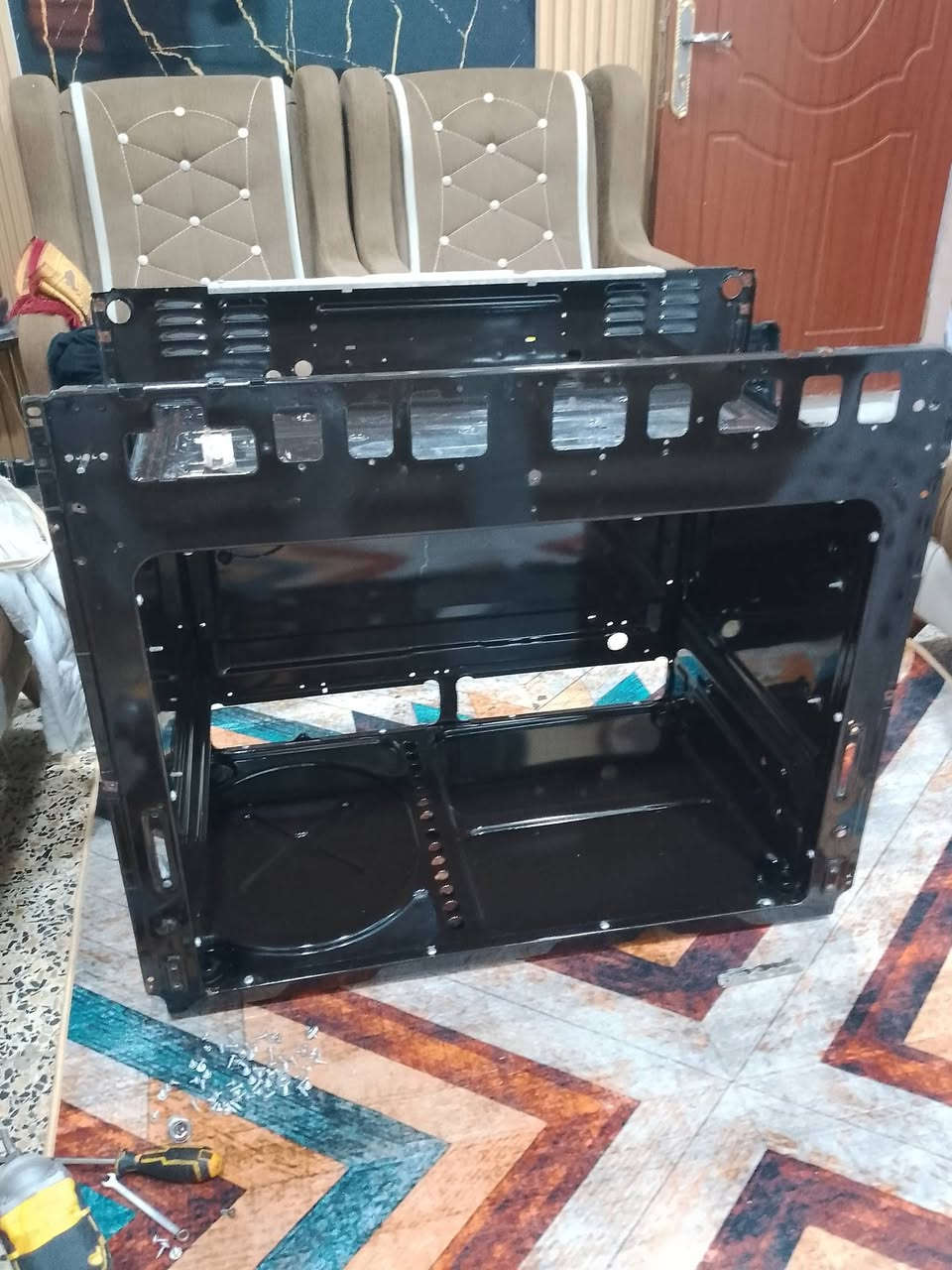 تم تجديد طباخ كريازي تجديد وصيانة بل كامل شرط يرجع عمرة 15 سنة عندك عطل اتصل او ادخل خاص ونجيك للبيت صيانة موقعية ميحتاج اجيبة وتخسر تعب وكراوي اشتغل فقط ابو دشير وضواحيها *********** وات ساب
