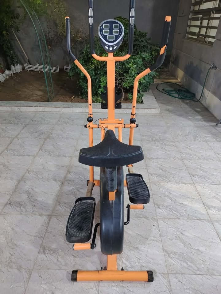 اجهزه رياضيه نظيفه شغاله للبيع شغاله للاستفسار
‭***********‬
