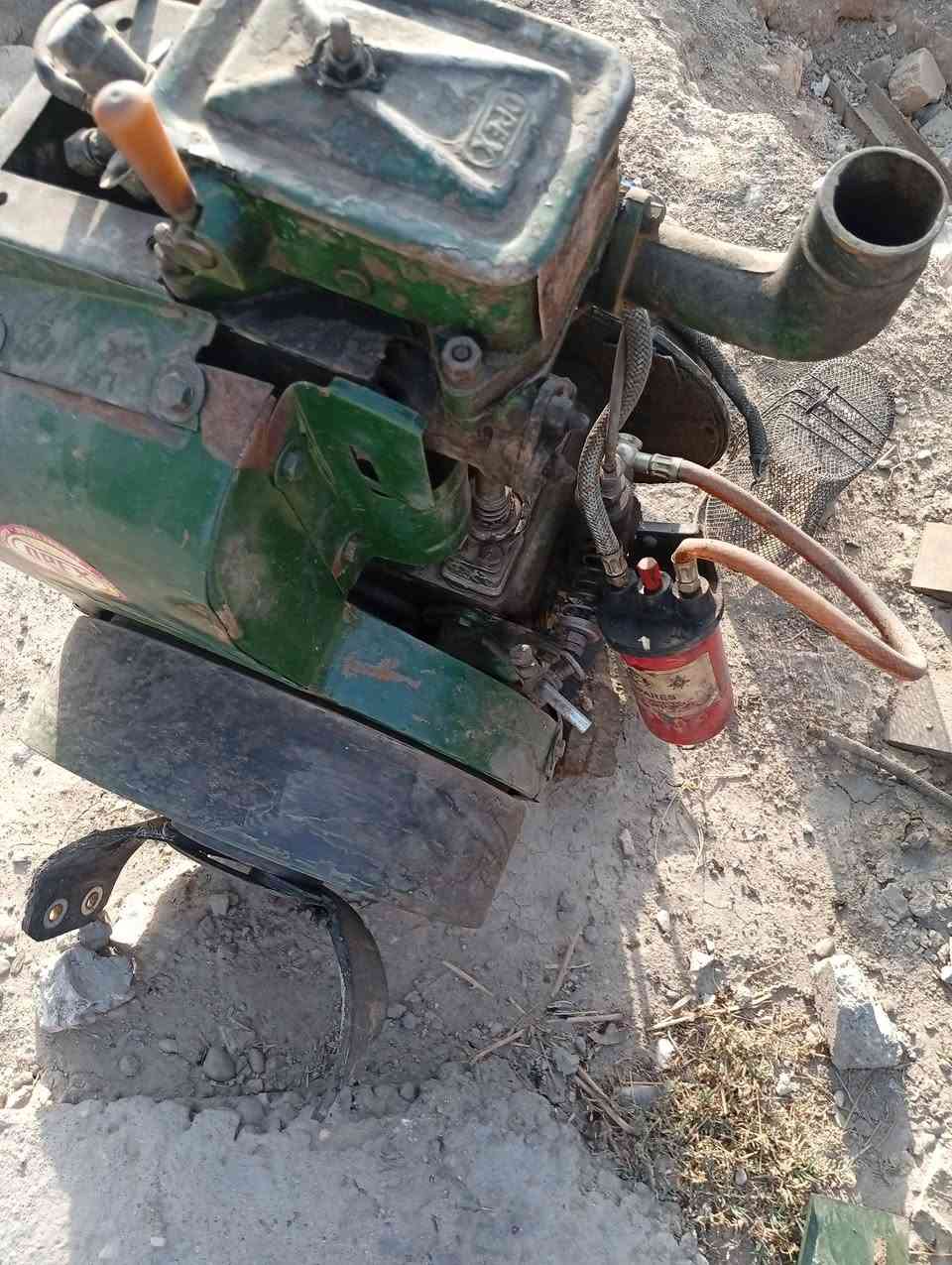مولد هندي 10كيفي جديده للبيع عنوان بابل النيل قريب على مدينة الألعاب كوين بارك رقم الهاتف ***********سعر300وبيه مجال
