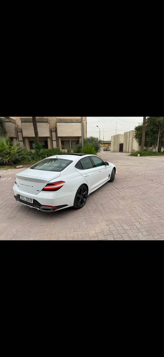 ‏Genesis  G70  2023 PRESTIGE 🩶🩶
‌‎ المحرك / V6 3.3cc twin turbo
‌‌‏376 HP🐎🐎🚀🚀       
رقم بغداد    برستيج اعلى مواصفات 
السيارة تو ويل 
‏(0-100km) 4.8 s🚀🚀🚀
‏‌‎فول مواصفات1/1  اعلى فئة 
‏‌‎  فتحة سقف (بانوراما) 
ماشية.52 الف كيلو متر 
‌‎اللون :- ابيض 
‏‌‎الضرر :-  جاملغ وبنيد 
الصبغ جاملغ فقط بنيد نفس اللون مبدل 
‌‎ المواصفات :- بصمة
‏‌‎:- تشغيل عن بعد
‏‌‎:- كشنات ميموري سيت
‏‌‎:-كشنات تدفئة تبريد 
‏‌‎:- ستيرن كهرباء  + هيتر
‏‌‎:- 5 وضعيات قيادة ( Eco - Comfort - Sport - Sport plus - Costume )
‌‌‏:- Auto Hold
‏‌‎:- شحن وايرليس
‏‌‎:- سستم سماعات Lexicon 
‏‌‎:- داتا شو
‌‎:- داخل جلد ابيض 
‌‎:- سقف كانتارا (شامو)
‏‌‎:- كاميرات جانبية تشتغل مع الاشارة داخل العداد
‏‌‎:- كاميرا خلفية
‏‌‎:- شاشة كبيرة
‏‌‎:- كيجات ديجيتال
‏‌‎:- رادارات امامي وخلفي وجانبي
‏‌‎:- كشنات جلد + كهرباء 
‏‌‎:- 5 كاميرات 360 درجة 
‏‌‎:- حساسات امامي وخلفي
‏‌‎:- نظام تحديد المسار 
‏‌‎:- دسكات بريمبو 6 بستم بلاد 
‏‌‎:-مري شفط +اشارة +تعتيم الضوء 
‏‌‎:- لايت LED امامي خلفي 
‏‌‎:-دخول ذكي مع انارة ترحيب
‏‌‎:-قيادة ذاتية  
‏‌‎:-تحديد مسار+مثبت سرعه تفاعلي يدوس بريك ويمشي تلقائي
‏‌‎:-ويل كروم  
‏‌‎:-مرقم بغداد رقم تحويل بشرط سنويه 
‏‌‎:-  وبعد بيها مواصفات هواي 
‏‌‎ملاحظة :- كير ومحرك وصدر وكهربائيات كله بشرط)
السعر205
عنواني بغداد البنوك 
*********** بغداد, العراق

