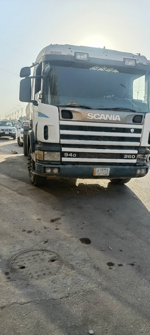 سكانيه موديل 2000
تنكر 
رقم صاحبها
‏‪***********‬‏
