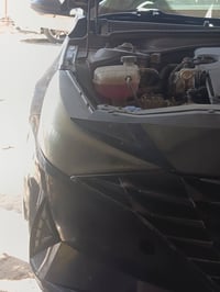 ورشة الزهراء يوجد جلي جام لايت لجميع انواع السيارات مع تبديل جام لكافة...