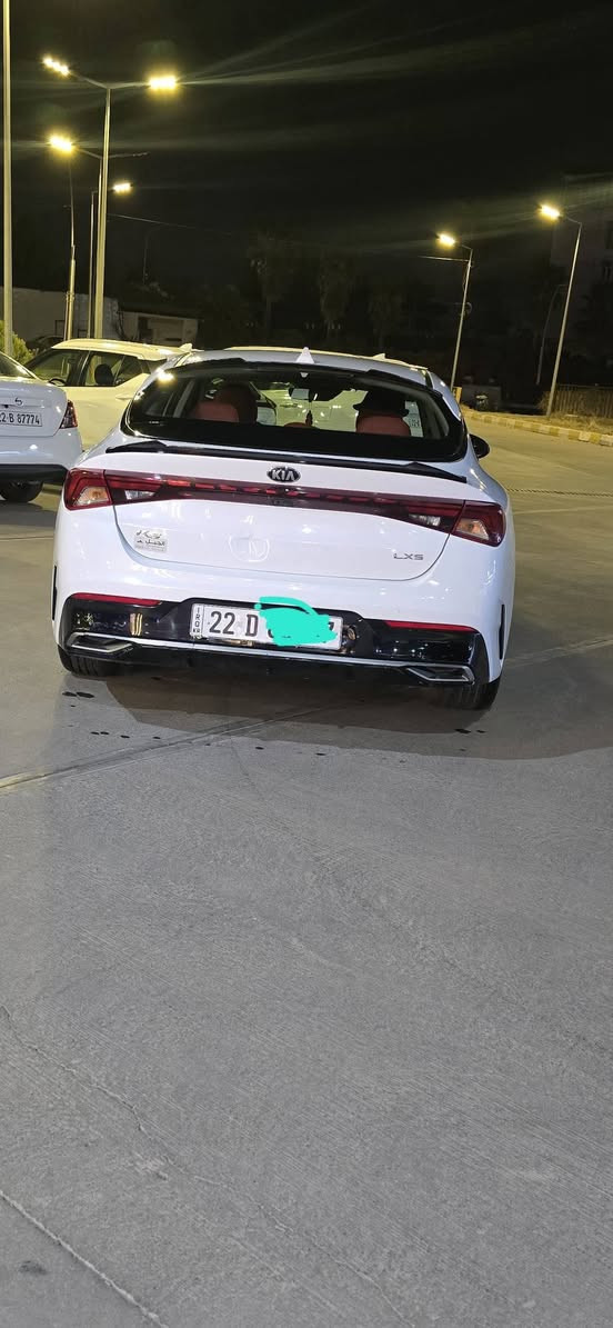 K5 بدون صبغ يعني كلين شبر تعديل بارد فول مواصفات بس بدون فتعة  هواية بي مواصفات تشغيل بعد.رادار جانبي .كامرا. اوتو هولد. بعد بي مواصفات ٢٠٢١ *********** أربيل, العراق
