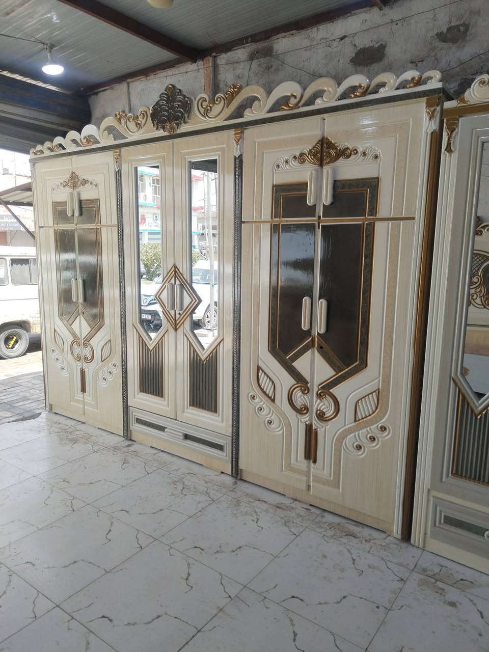 غرفه نجار البيع. جديد سعر900 تصال***********ناصريه مركز
