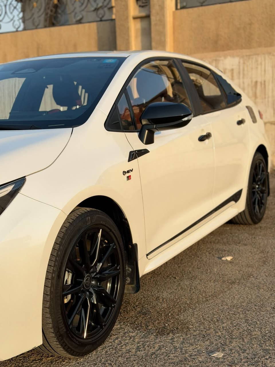 السلام عليكم
للبيع كورلا خليجي هايبرد (شكل الامريكي) بلاك ادشن فئةS مغلفة PPF
موديل2025
فول مواصفات
كرسي كهرباء 
داخل جلد احمر
بصمة ابواب 
بصمة تشغيل 
رادار امامي 
ويل كب بلاك
هاند بريك بصمة 
فتحة سقف سلايت
شاشة 
شاشة عطلات 
مري بلاك
تبريد قطعتين
كامرة خلفية دوارة 
كروس سرعة 
مانع انزلاق
يدات بلاك
ماشية25 الف 
السيارة مغلفة بالكامل PPF ضمان 10 سنوات اصلي 
رقم بغداد سنوية باسمي تحويل مباشر ثاني يوم
مكفولة كفالة عامة السيارة ع وضع الشركة 
السعر/16.500$ وبيها مجال 
العنوان/بغداد/العامرية
هـ/***********
