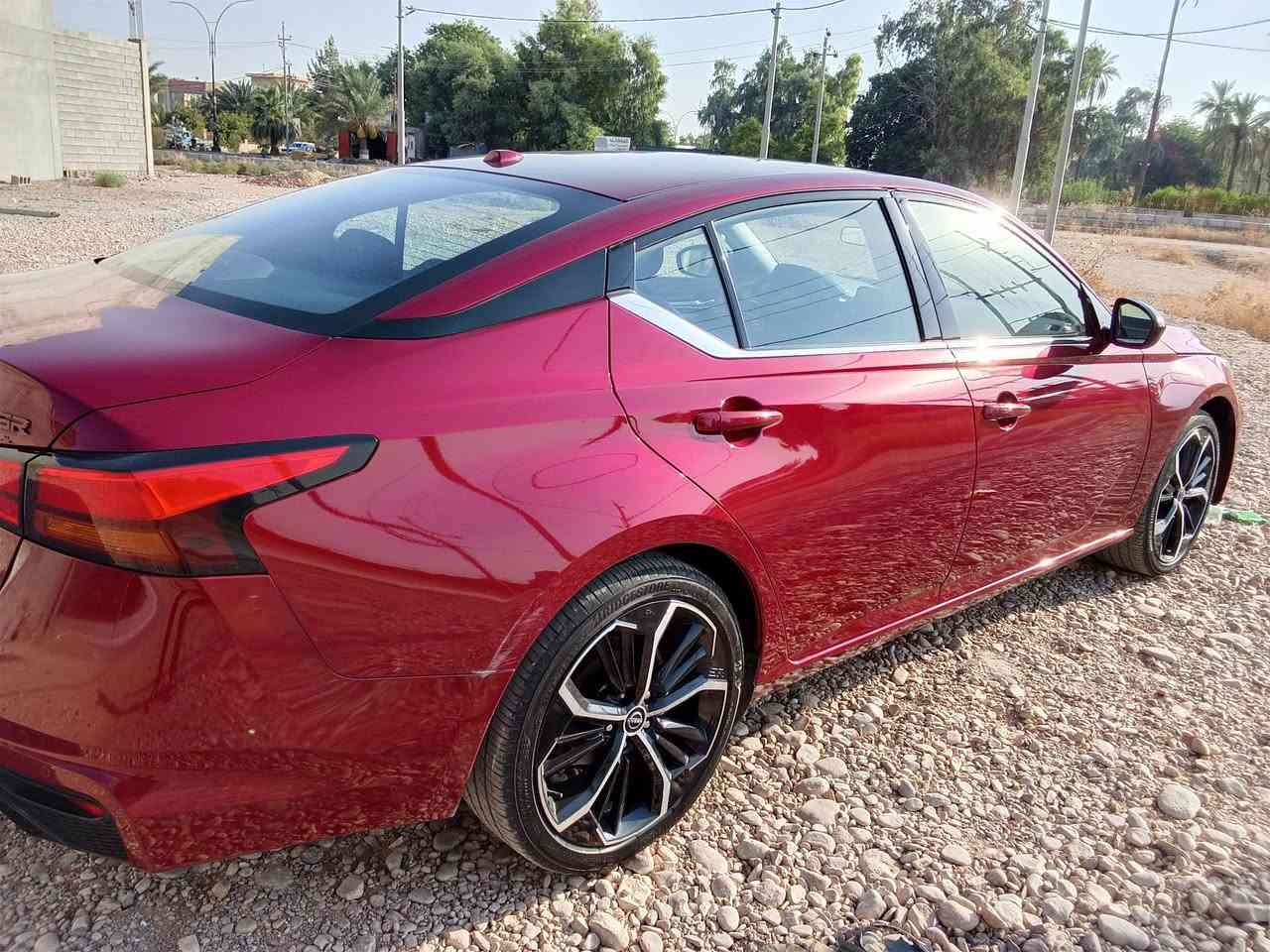 التيما موديل 2024وارد امريكي مواصفات SR  شفتات استيرن فول رادارات أمامي جانبي خلفي محرك 2500 سياره بيه قطعتين بدون شواصي أيرباكات كله راجع سستم سياره ماشيه 60ميل سياره رقم كاتي بشرط ترقيم كير ومكينه بشرط تشغيل عن بعد كوشن جلد كوشن كهرباء شفتات أستيرن سياره 
كل نقص مابي ترقيم يكلف 10 ورقات 
العنوان ديالى خانقين 
سعر 138 
الإستفسار ***********
