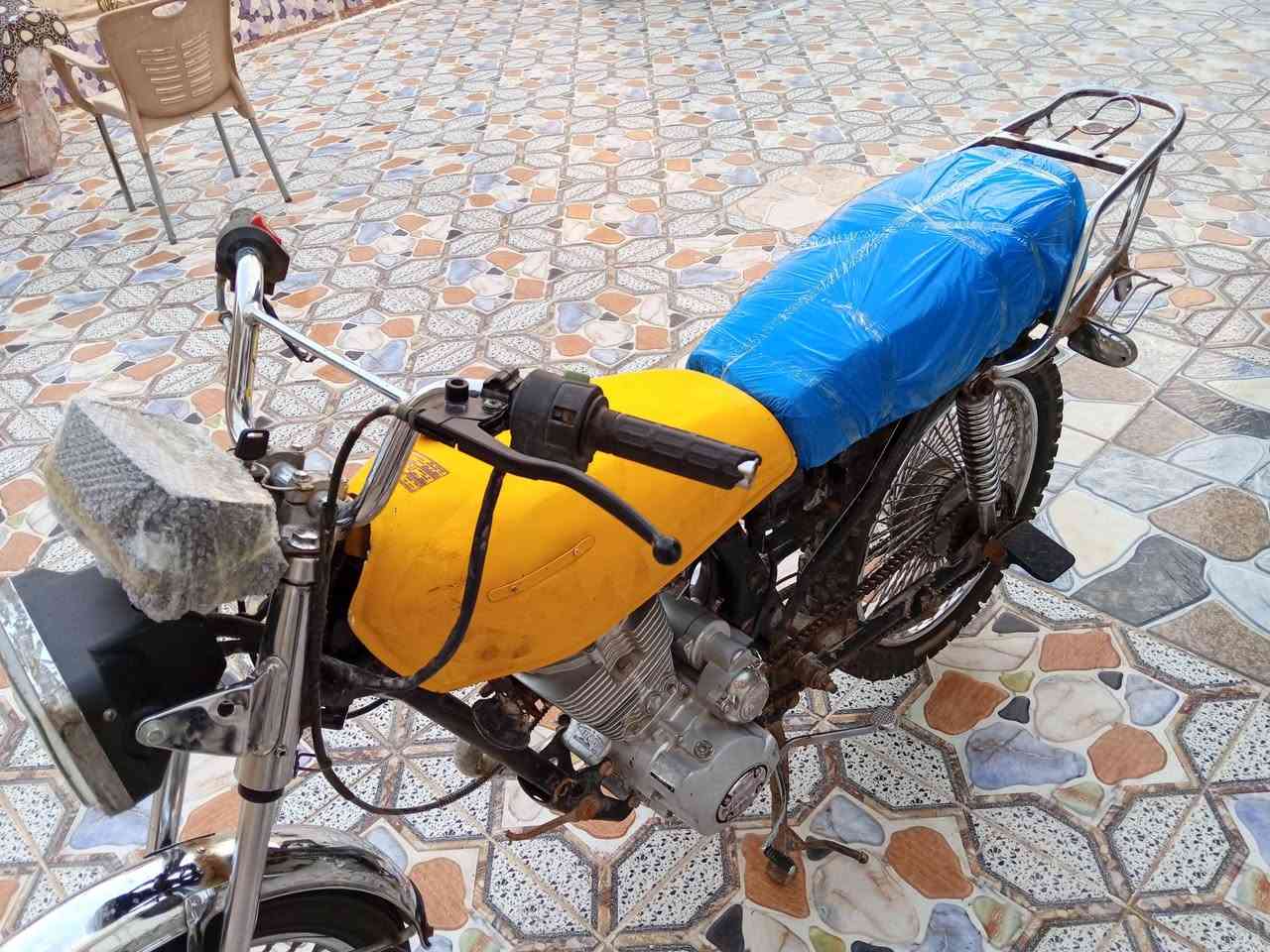 ماطور البيع موديل 2019
شغال بس بيها ملاحظات بسيطه
مثل دواسة رجل يعني يحتاج ترتيب بسيط
السعر 115 بيها مجال قليل 
البيع مستعجل
الاتصال ***********
