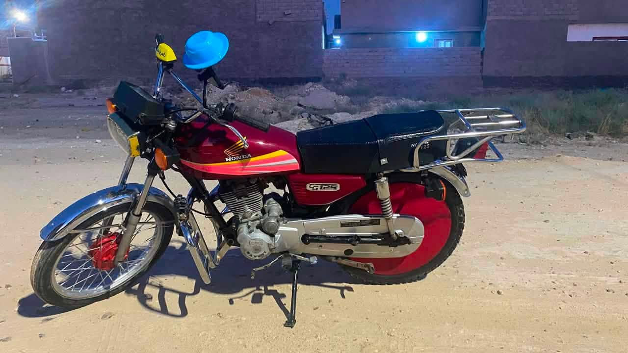 يالله
للبيع او مراوس حسب القناعة هونداي  موديل اتصور 19 

دراجة معمرة بالكامل محرك لشة كفرات كشن كامل كامل شغالة  سلف هندر  اشاير عالي ناصي دراجة حلوه وكعدتها حلو دبلاتها الامامية يراد تجفيت فقط 

لا تنقص ولا تبخر دراجة مال شغل لا تجي شبيها وشمابيها كلشي بيها مذكور كلبي مكانها الخفاجية الاولى قرب المستوصف الصحي سعرها 400 وبيها مجال بسيط رقم 

***********
