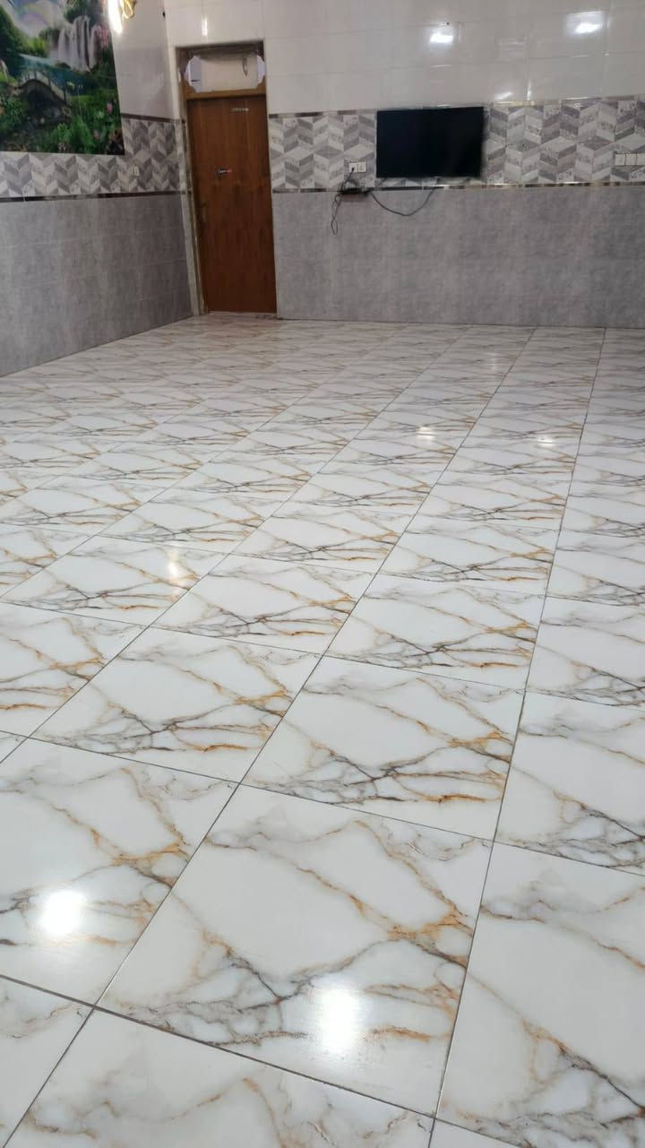بيت للبيع • ١٠٠٠م • ٢٥٠م