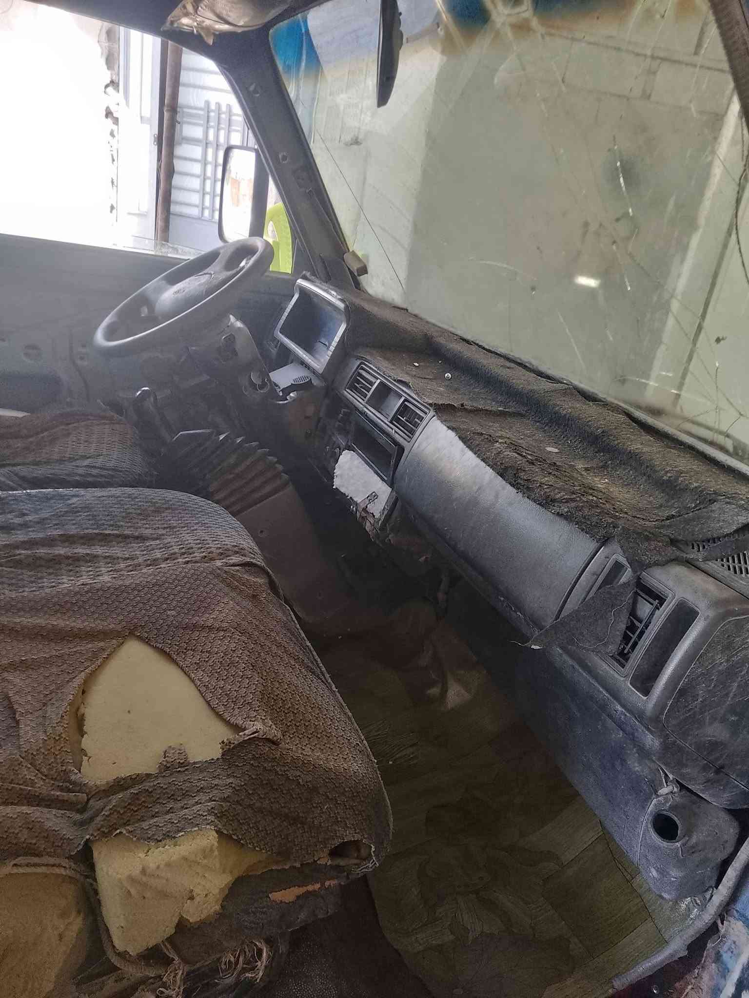 السلام عليكم كيا اسيا للبيع موديل 95 سنويه كارتونيه راعيهه موجود خط وبحث مصفرات تريد تحويل تريد وكاله كير محرك اكسل خير من الله صدر جديد بور جاهزه بس عوزه صونده  ماسحات شغاله لايات عالي ناصي الكشر بلادي الكاعيه مسمكره جديد مفروشه جديد  مابيه خياس ومضوربه معجون بس الحجل السعر 22 وبيهه مجال قليل المكان بابل اجبله اتصل ***********
