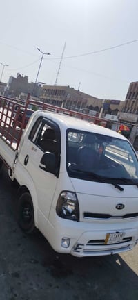 سيارة حمل • نقل أغراض • بغداد
