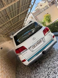 لكزس ٢٠١٤ • ماشي ١٠٠ الف • رقم اربيل