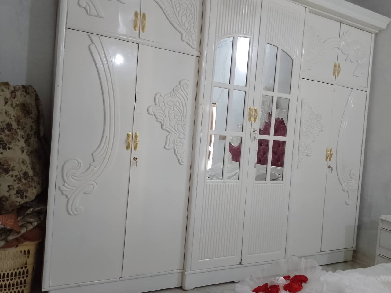 غرفه نوم طابقين استعمال قليل سعر 900 وبيه مجال مكاني كوت ‏‪***********‬‏
