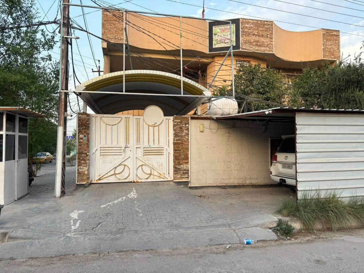 حي المعلمين • ٣٢٠م • مؤثث بالكامل