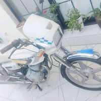 مطار • نظيف