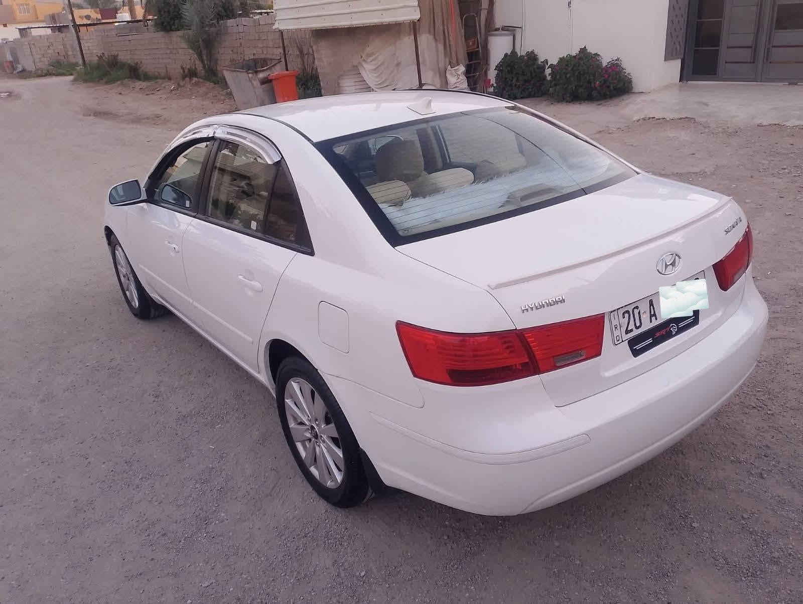 سلام عليكم سوناتا 2010 وارد امريكي ليبل واحد كلها 
حادثها جامرلغ خلفي فقط بدون دواخل سياره مال جناي 
مكينه 2400 دوش مكينه كير مكفولات وضع شركه 
لا صرف لا بخار صدر امامي خلفي جديد تبريد ثلج 
تخم تاير لايت زنون سياره كامله الجناي بدون نقص 
رقم ديالى نكليزي بسمي سنويه الغايه 28 تحويل ثاني يوم 
سياره جاهزه من كلشي السعرر $ (97) بيها مجال 
(ملاحظه سياره بيها مكانات صبغ اثر تكشير بدون معجون )
سونار مع الصور فقط اثر تكشير بدون اي دواخل ليبل واحد 
مكاني ديالى بعقوبة رقم هاتف ***********
