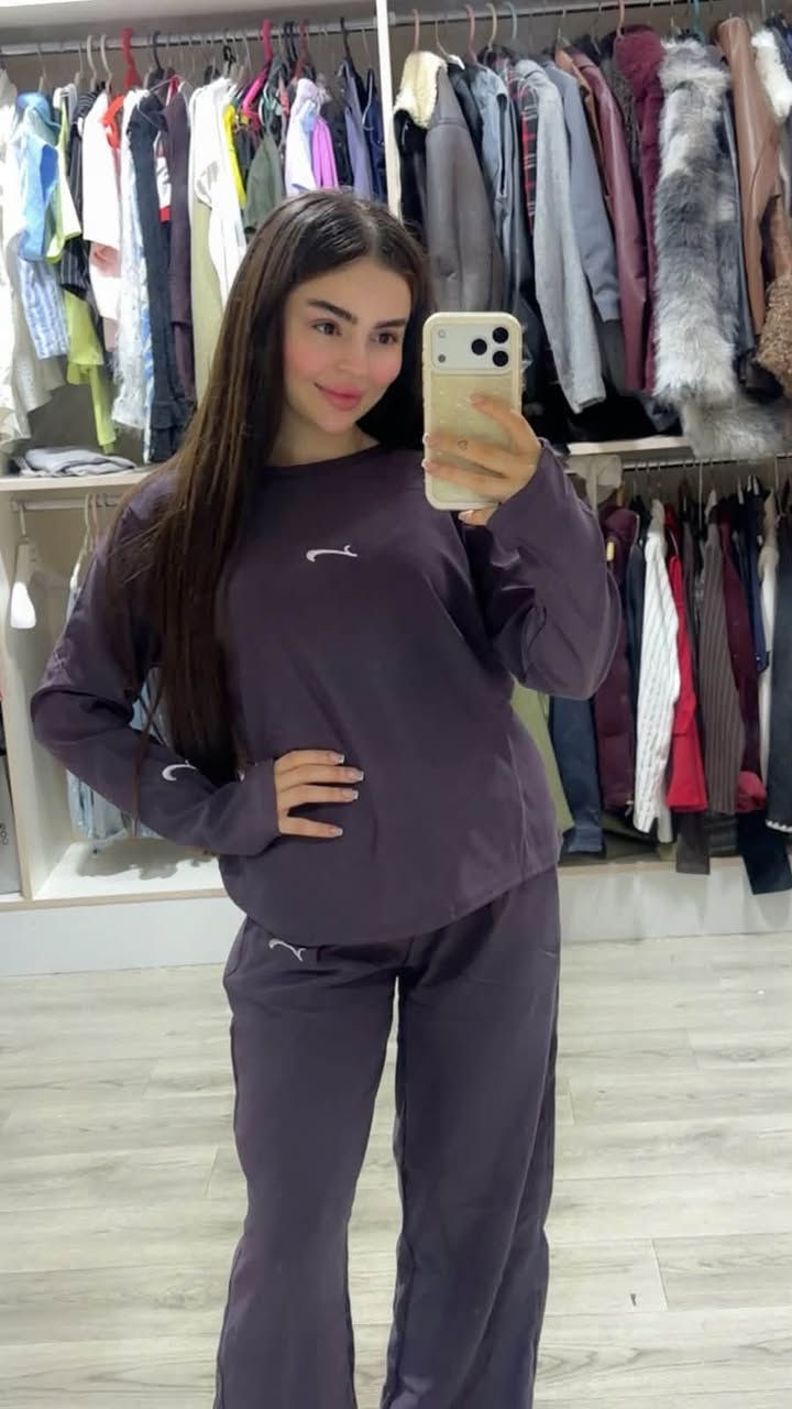 جمله و مفرد 
موديل جديد الشتاء  ماركه نايك  ⚜️
ياخه مدور 
قياسات m-l-xl-2xl-3xl
٥ لون موجود 
رقم واتساپ 
***********
