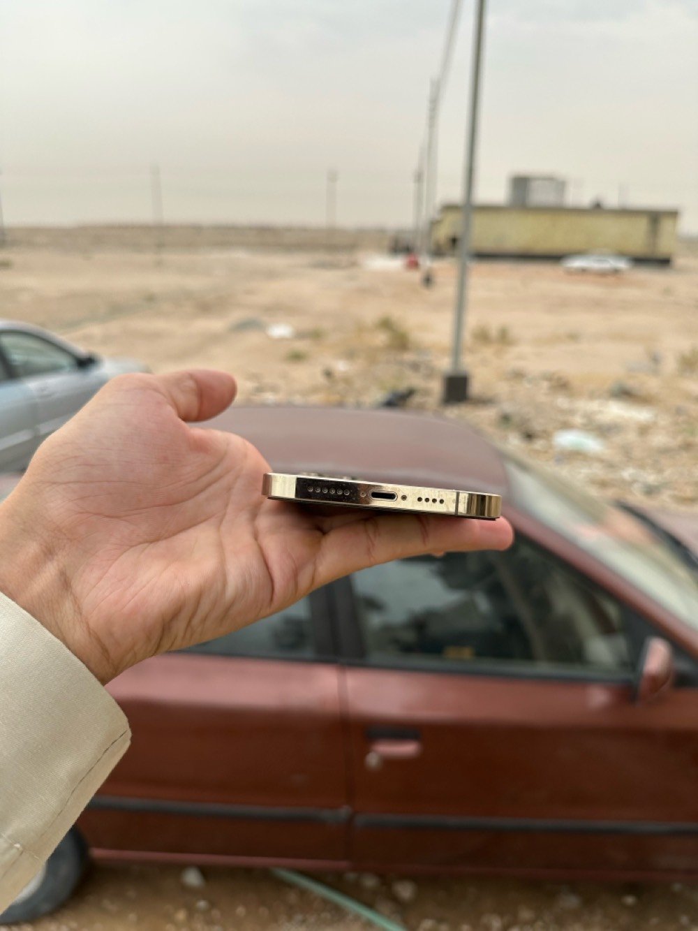 ايفون 13 برو ماكس • مكفول • كامرات تراب