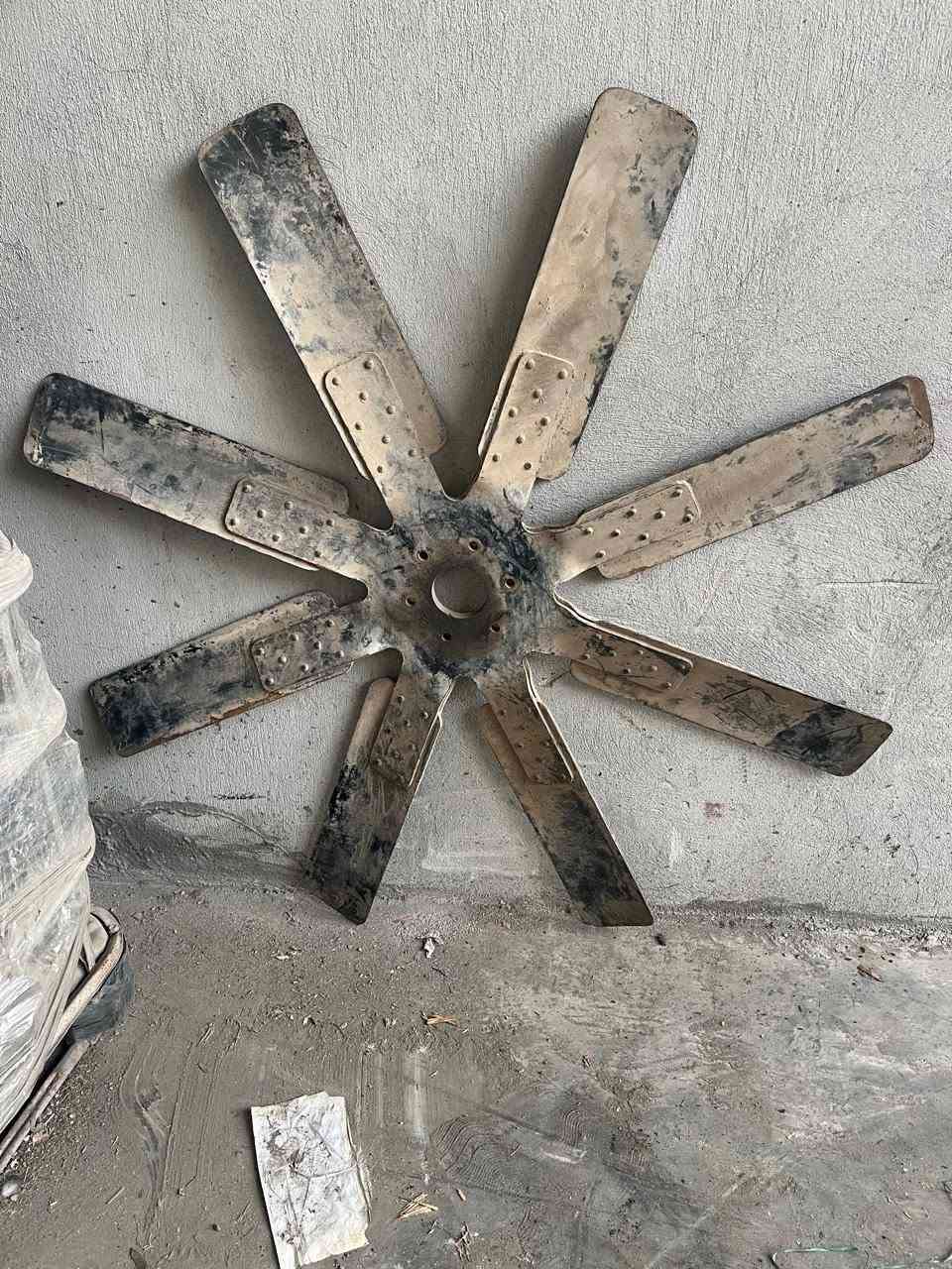 مراوح نضيفه جدا ( ميكه )
للاستفسار 
***********
