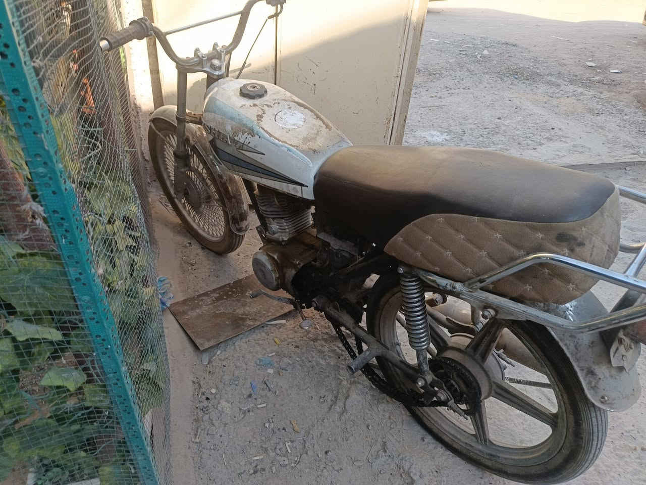 للبيع ***********

