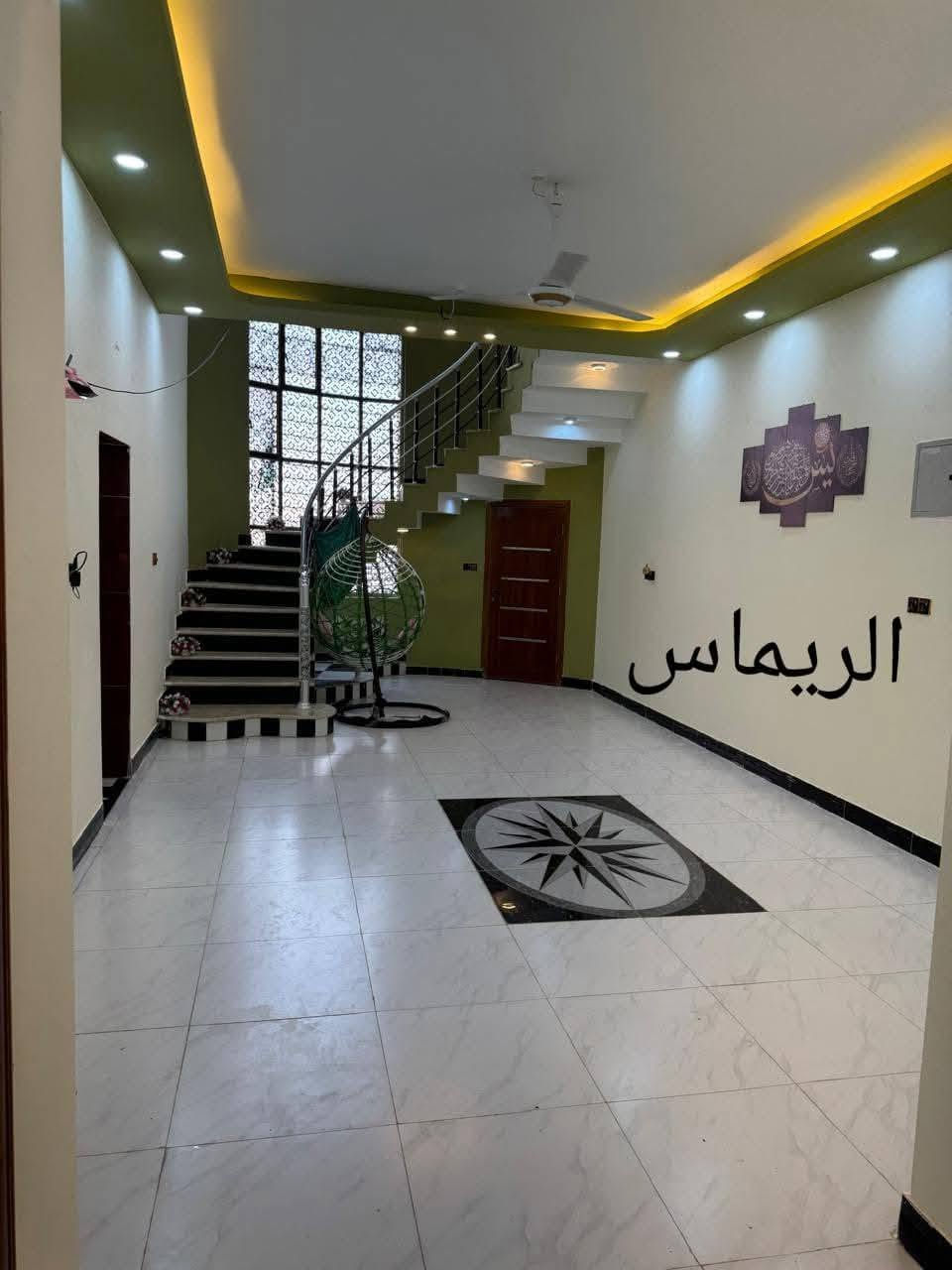 أعلان رقم (١١٠١)
(تابع الصفحة وكن معنا) 

🌺اللهم صل على محمد وال محمد 🌺
👈عرض اليوم لدى مكتبنا 👉
-----------.
بيت طابو بستنه إقرار محكمة بناء حديث وبناء ممتاز  مقابل تربيه المثنى ومجاور ملعب السماوة الاولمبي 
قريب جدآ الى شارع بغداد الرئسيي .
.............
المساحة / ٤٥٠ م واجهة (١٥م)
يحتوي على طابقين 
🌹الاول 
(البراني ٩م/غرفتين ٤*٥/ وصاله و٦*٤/
مطبخ ٤م و٣٠سم
صحيات داخليه و خارجيه / ومناور /حديقه ١٤٠ م وكراج عرض ٤متر وطول ١٤)
............
🌹 الثاني
(غرفتين وصاله و صحيات )
...............
 👈 السعر/ ١٦٠ 
ــــــــــــــــــــــــــــــ

عمولة المكتب من السعر الكلي 
١% من البائع
١%من المشتري 

للاطلاع على عروضنا باستمرار اضغط على االرابط ادناه وكن ز👈⭐بون مقرب👇 وادعوا اصدقائك  https://www.facebook.com/share/QyfeNk5moeNRhhwa/?mibextid
الاتصال على الارقام التاليه 
***********
***********
🌹عنوان المكتب 🌹شارع بغداد مجاور ملعب السماوة الاولمبي و قرب مدرسة اوروك ومشتل النخيل وشركة (كي دي دي)
