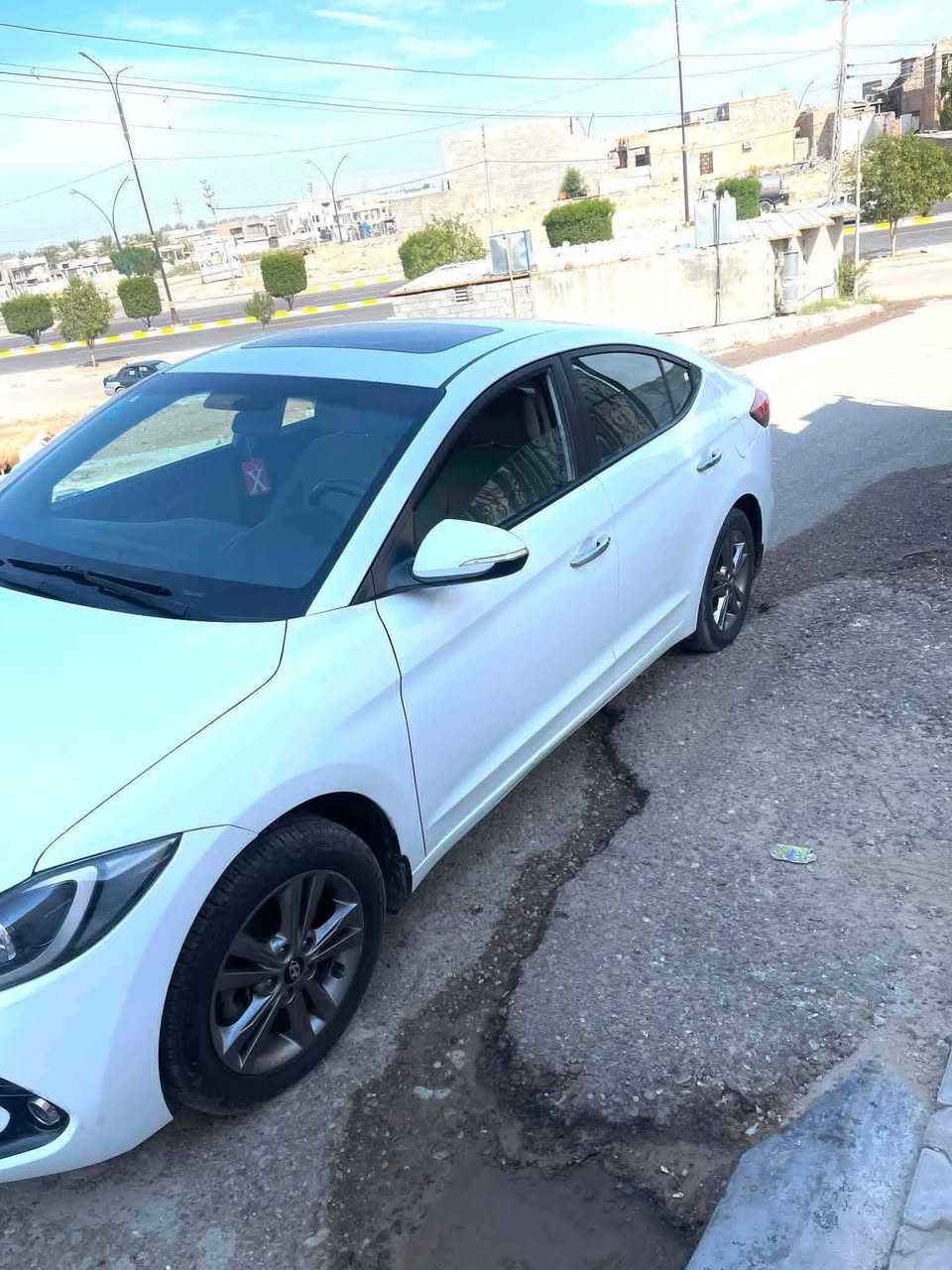 سلام عليكم للبيع النتره ١٧ خليجي رقم بغداد المكان الناصريه سوق الشيوخ  السعر 120 وبي مجال ‪***********‬‏
