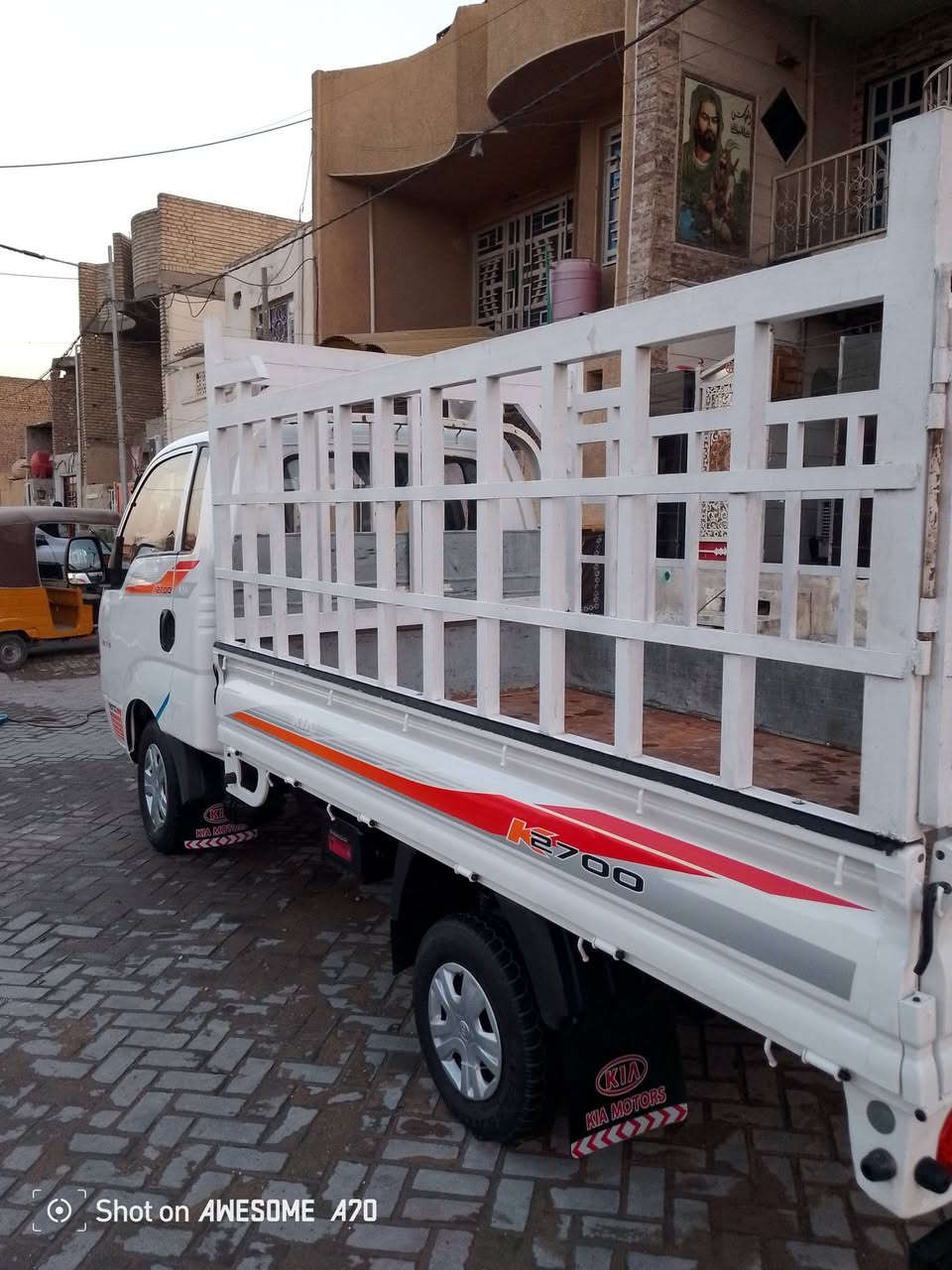 كيا موديل 2011 محرك 2700 جديد
رقم ديالئ دولي تحويل مباشر 
صدر جديد باتري جديد.        
كهربايات كله شغاله       السعر 92وبيه مجال 
كير اكسن مكفولات                    شراي يتصل وبي خير دلل
شاصي ورقم شاصي مكفول 
لمحجر من ضمن سياره جاهزه مابيه نقص 
مكان سياره بغداد.(/ ***********)

