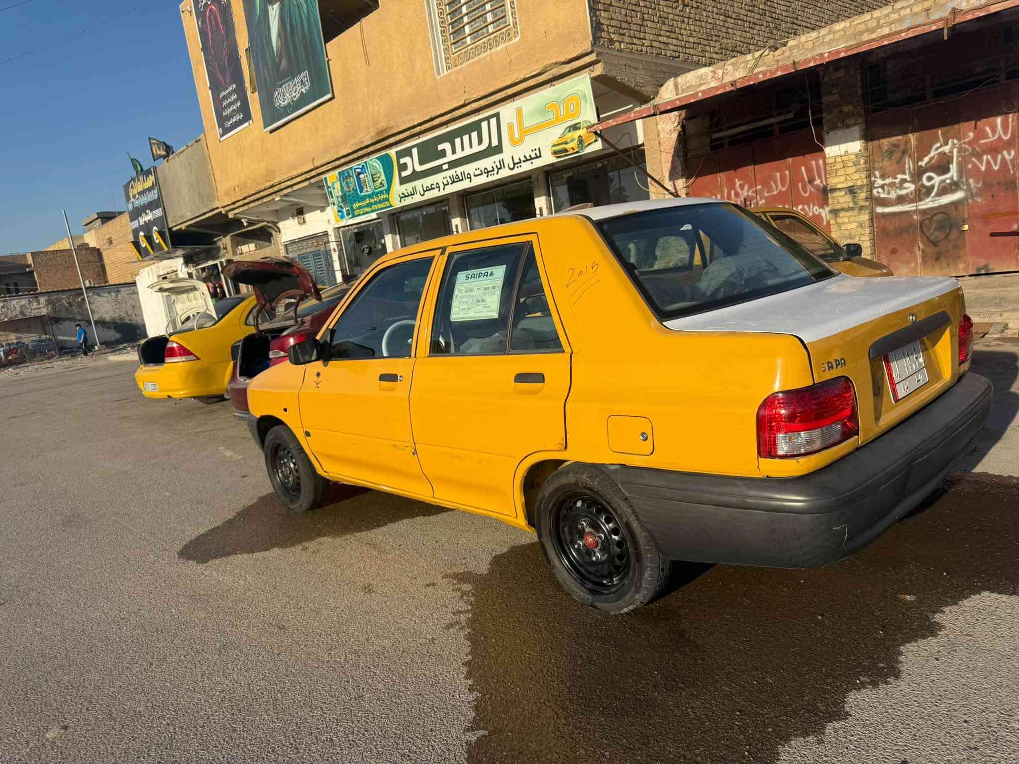سلام عليكم البيع سايبه 2015بيها جاملغ بدل والباقي كفاله لاخياس والصبغ مكينه وكير وحداديه كلها خير من الله مصفره هيئه وغرامات تحويل مباشر مكان السياره كوت مركز المدينه السعر 30وبيها مجال اي استفسار تصل على رقم ***********
