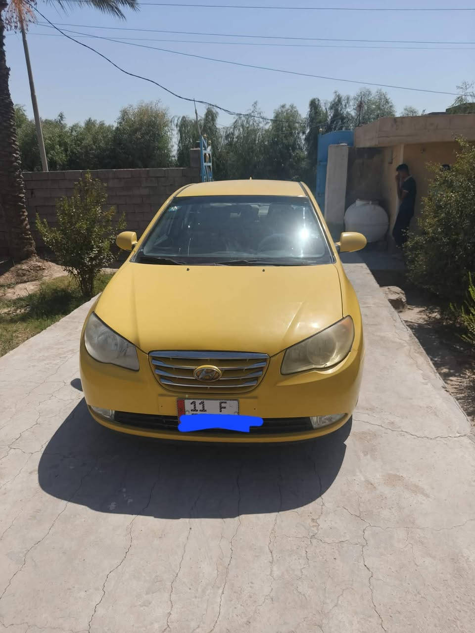 السلام عليكم
سيارة للبيع 
بيهه جاملق تبديل أمامي يم سايق
السياره تحويل
العنوان بغداد تقاطع النهروان 
الاستفسار على رقم الهاتف 
***********
