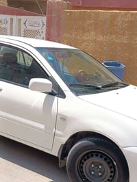 لانسر مستبوشي موديل 10 بيه ثلاث طخات بارد  مكينه 1600 تدفئه تبريد بلجي...