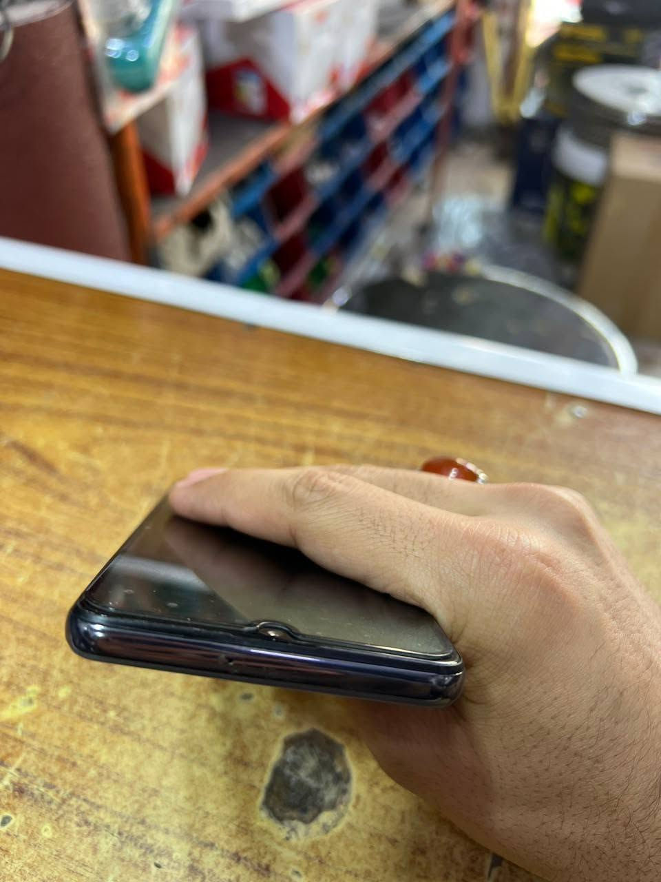 جلكسي A32، ذاكرة 128، بطاريته 5000
جهاز نظيف جداً ما شايف التصليح 

مثل ما موضح بالفيديو والصور 

سعره 180 الف

هذا رقمي ‭***********

جهاز نضيف وبيه مجال حك جيه مكاني البصره الحيانيه
