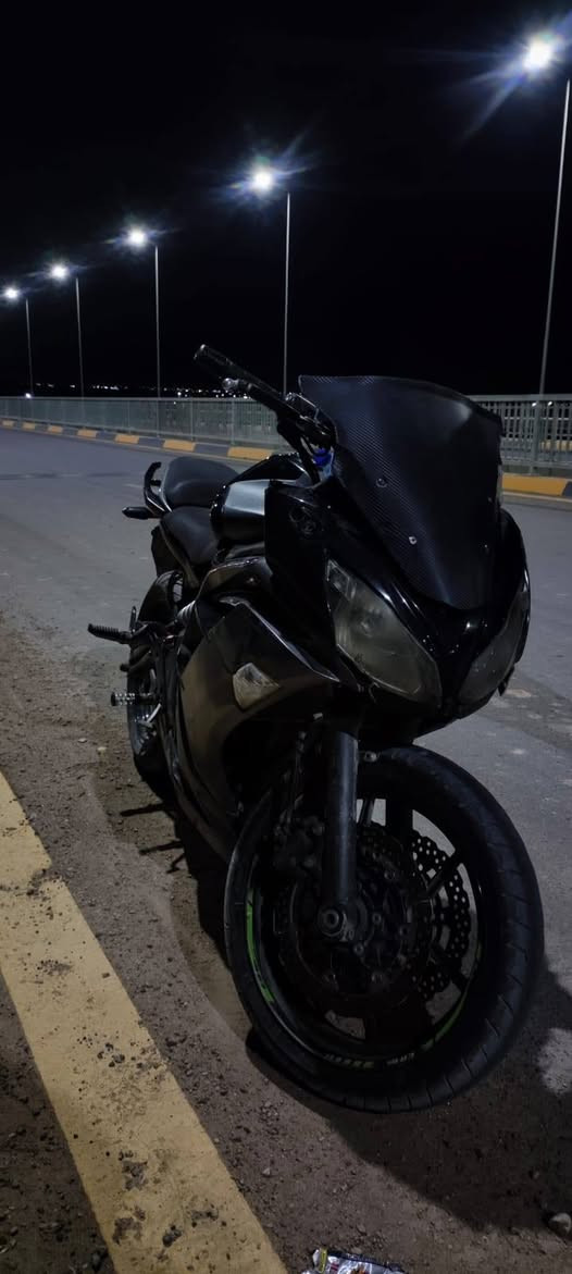 كاواساكي zx6r • ٤٠٠ • ٢٠١٢