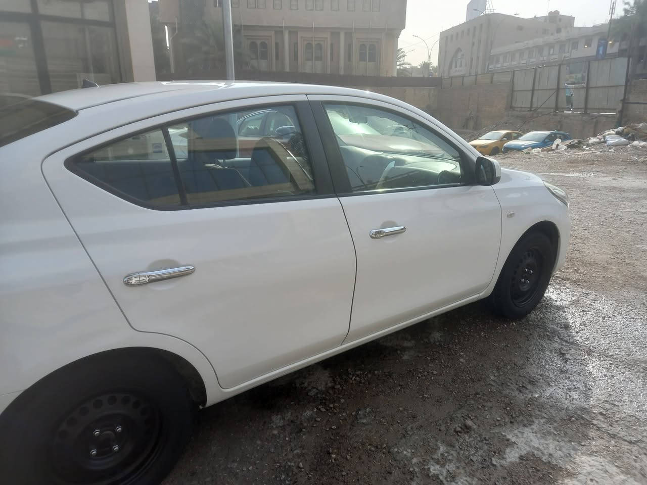 صني هندي • ٢٠٢٣ • ٤٢٠٠٠ كم